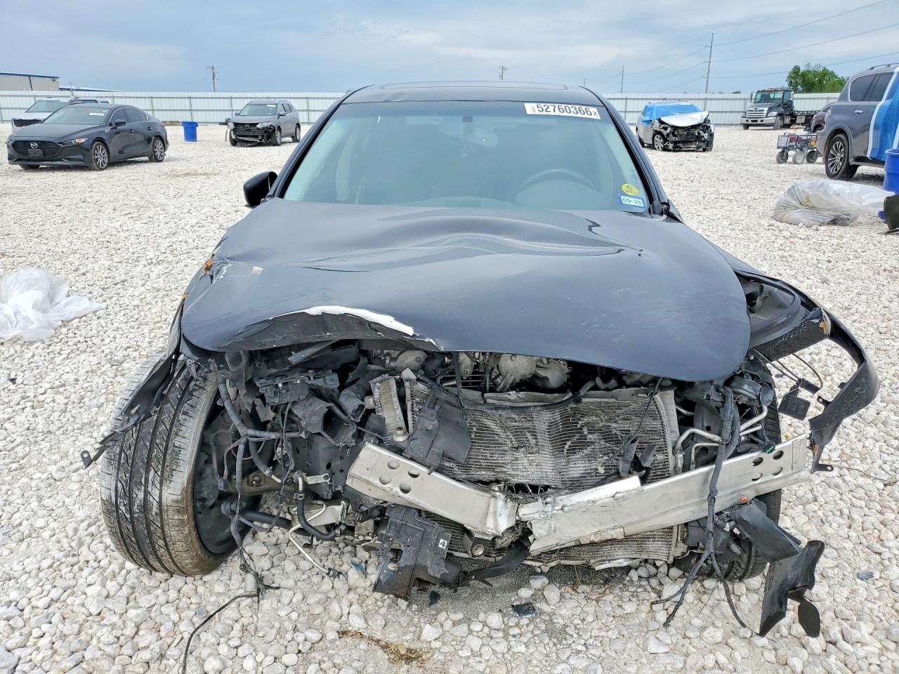 2015 Infiniti Q40 Base Черный vin: JN1CV6AP9FM503429