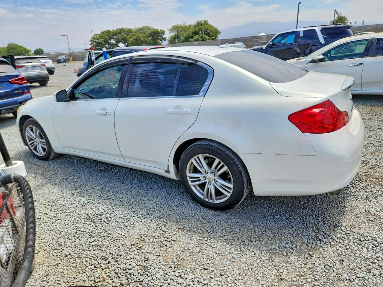 2012 Infiniti G37 Sedan Journey White vin: JN1CV6APXCM623185