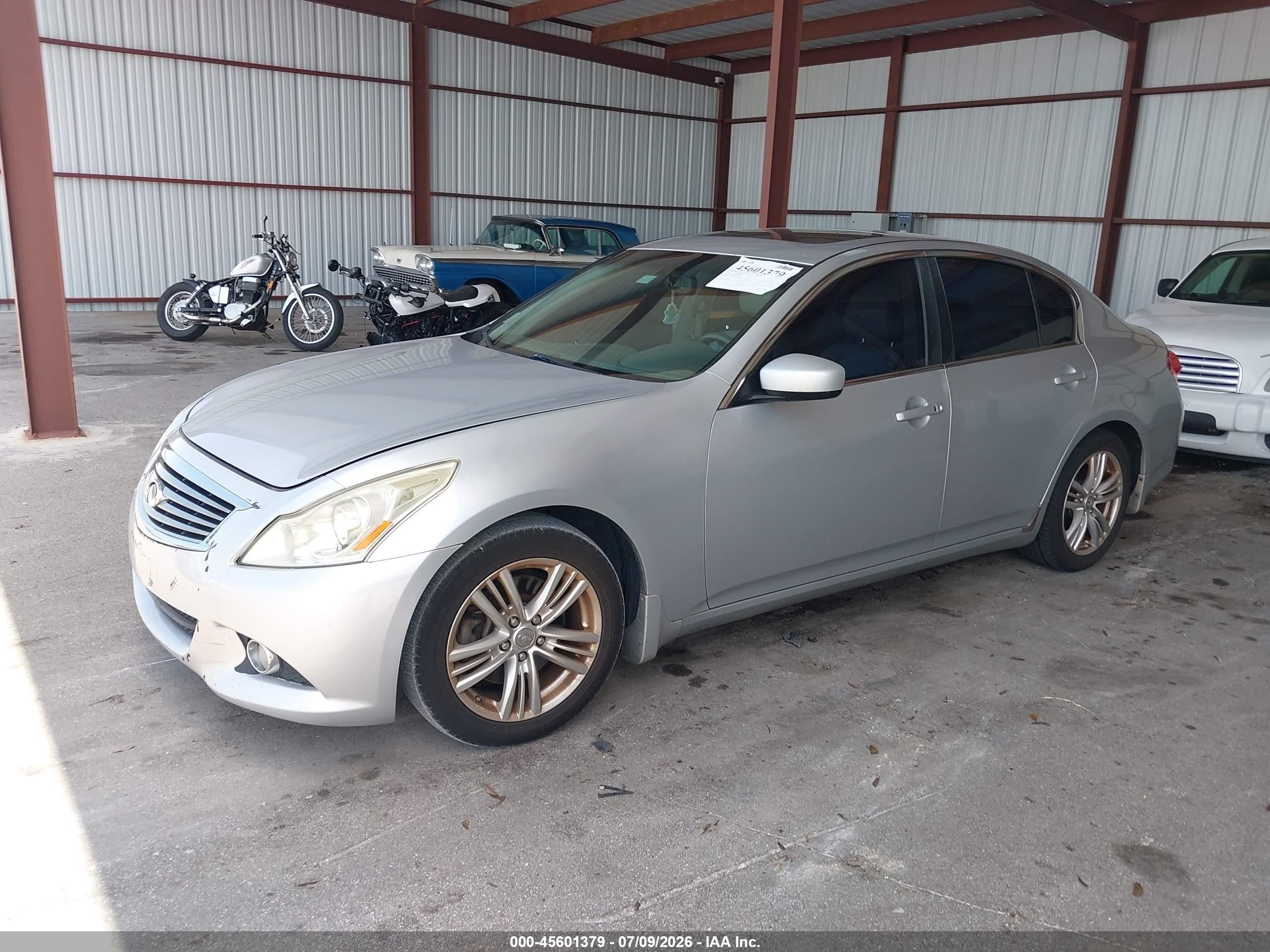 2013 Infiniti G37 Journey Silver vin: JN1CV6APXDM715849