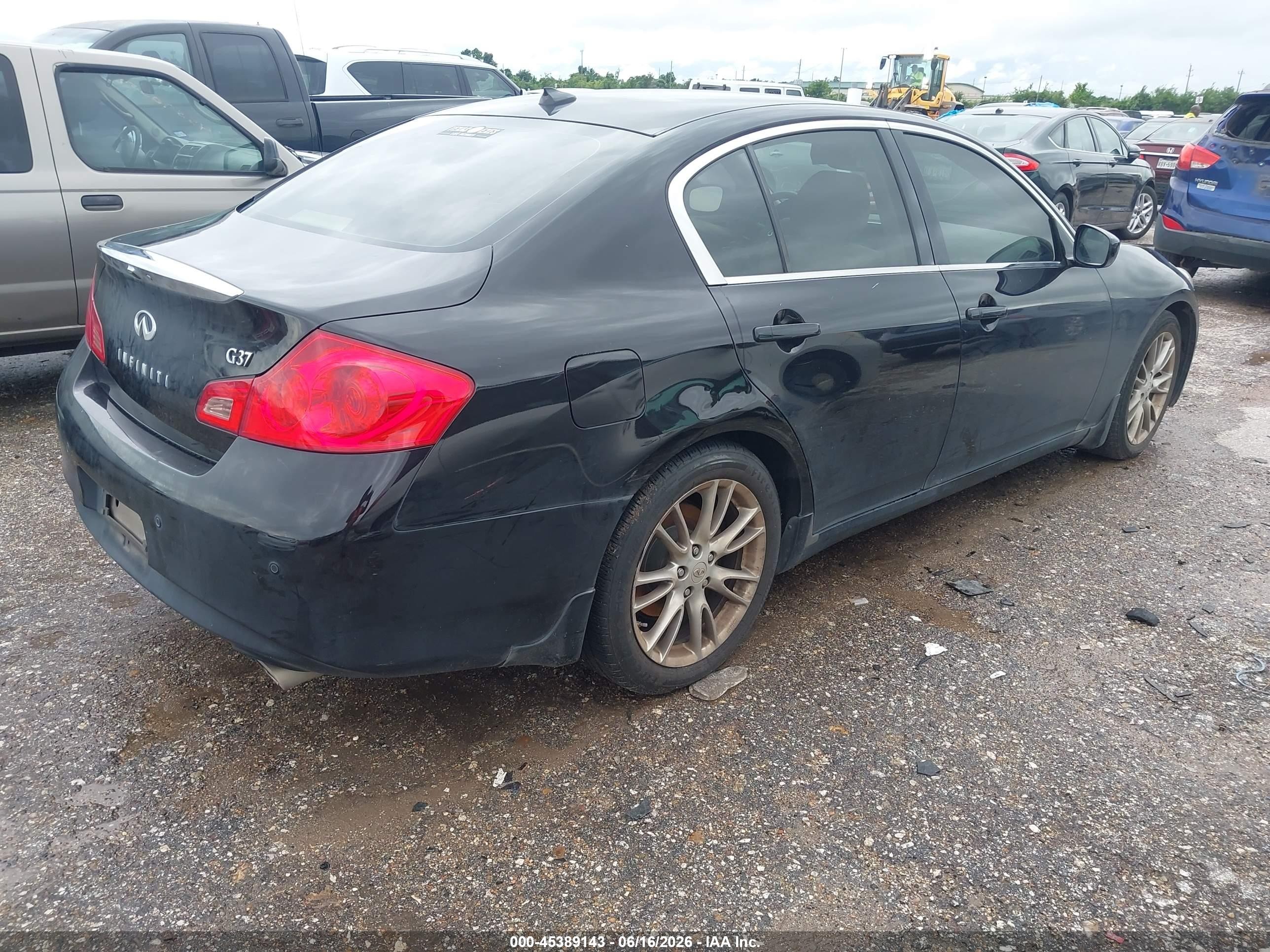 2013 Infiniti G37 Journey Черный vin: JN1CV6APXDM717181