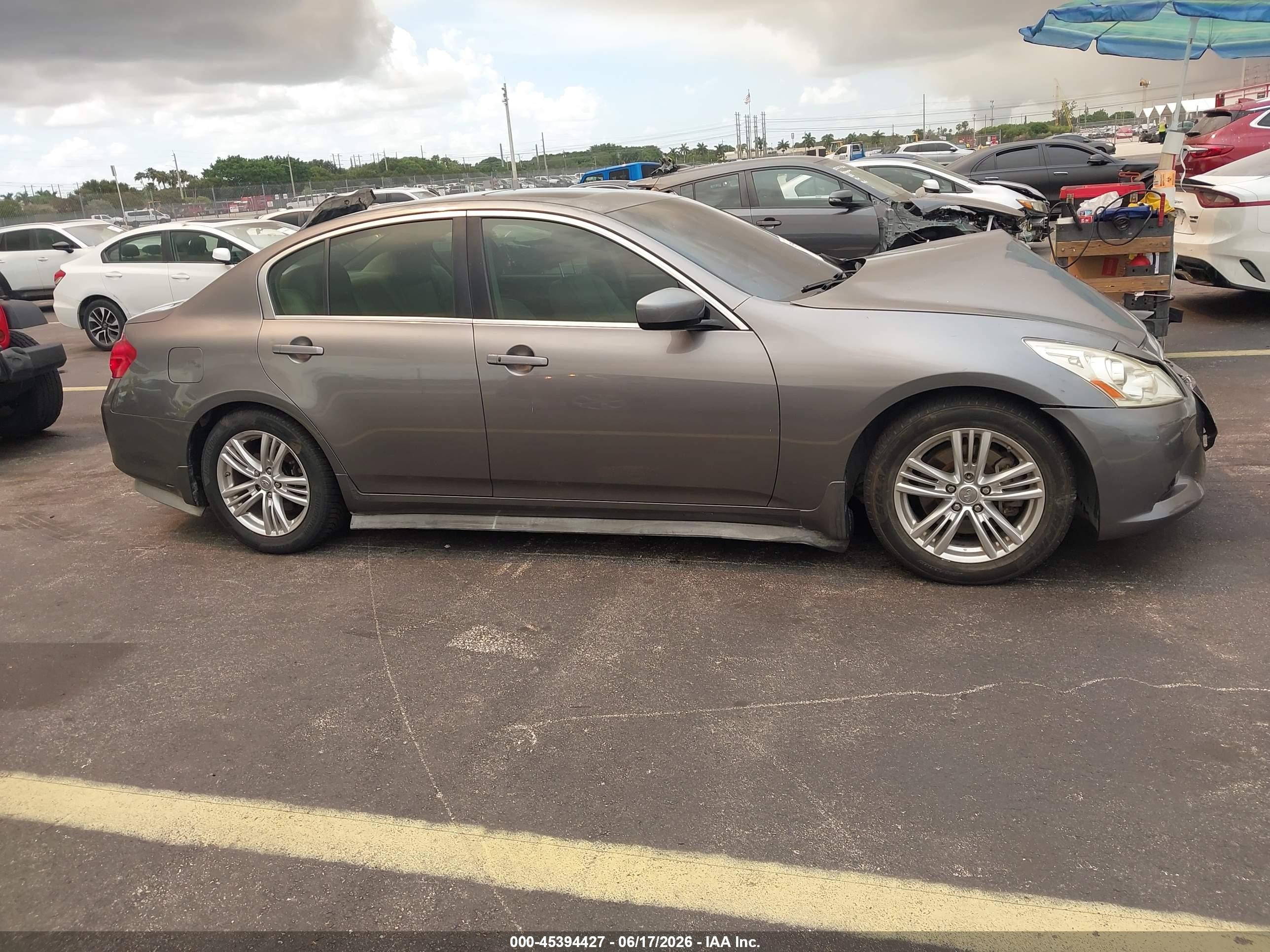 2013 Infiniti G37 Journey Gray vin: JN1CV6APXDM717892