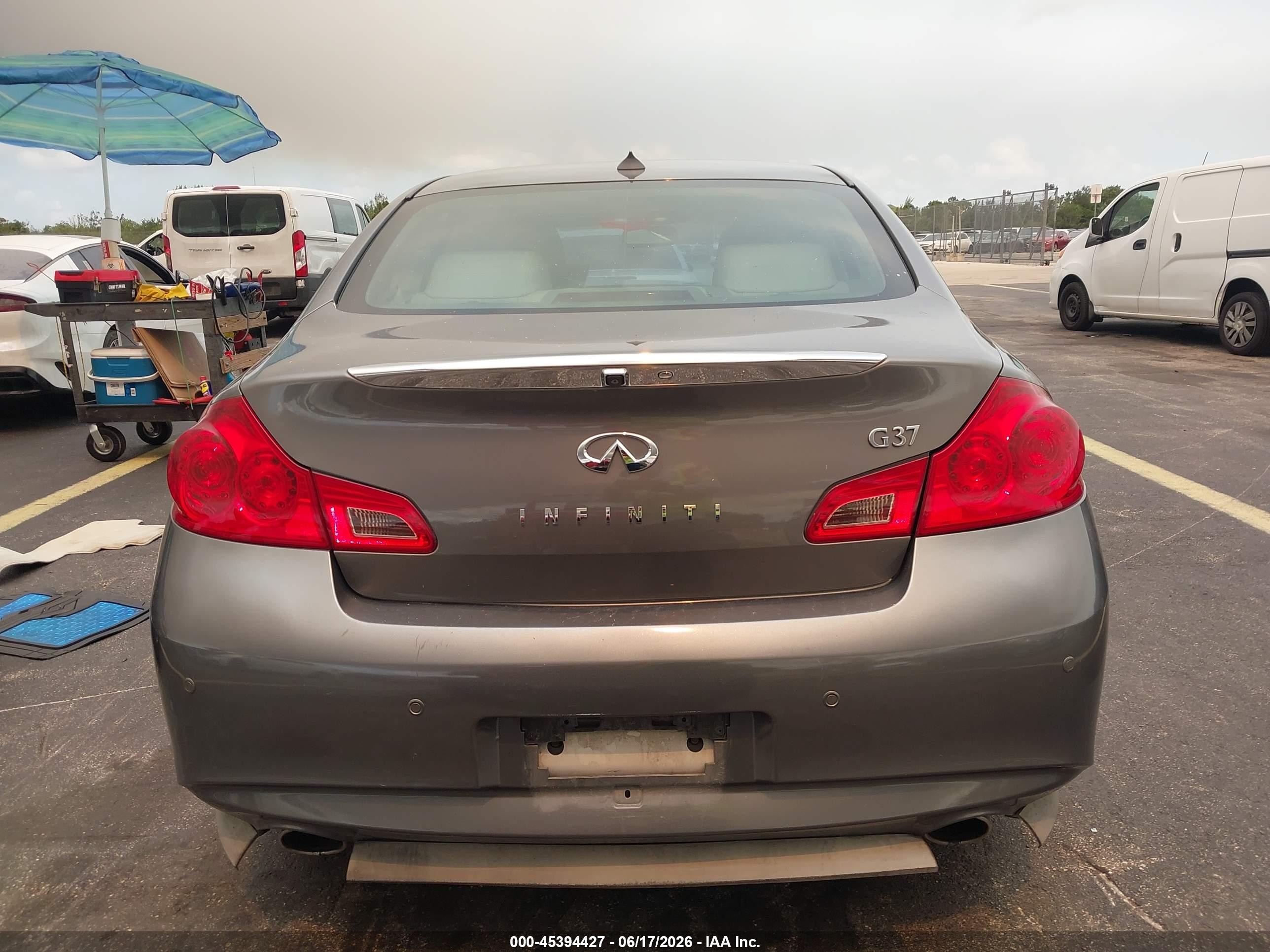 2013 Infiniti G37 Journey Gray vin: JN1CV6APXDM717892