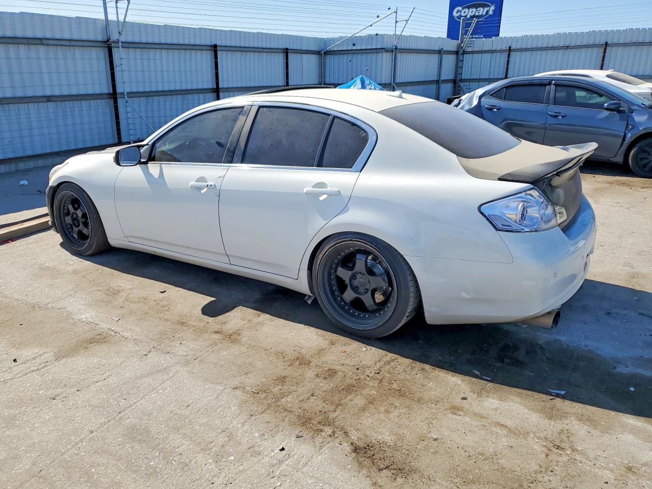 2013 Infiniti G37 Sedan Journey Two Tone vin: JN1CV6APXDM723210