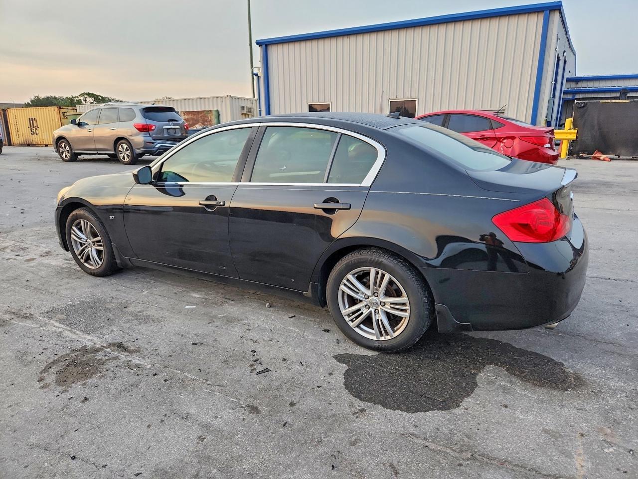 2015 Infiniti Q40 Base Black vin: JN1CV6APXFM501530