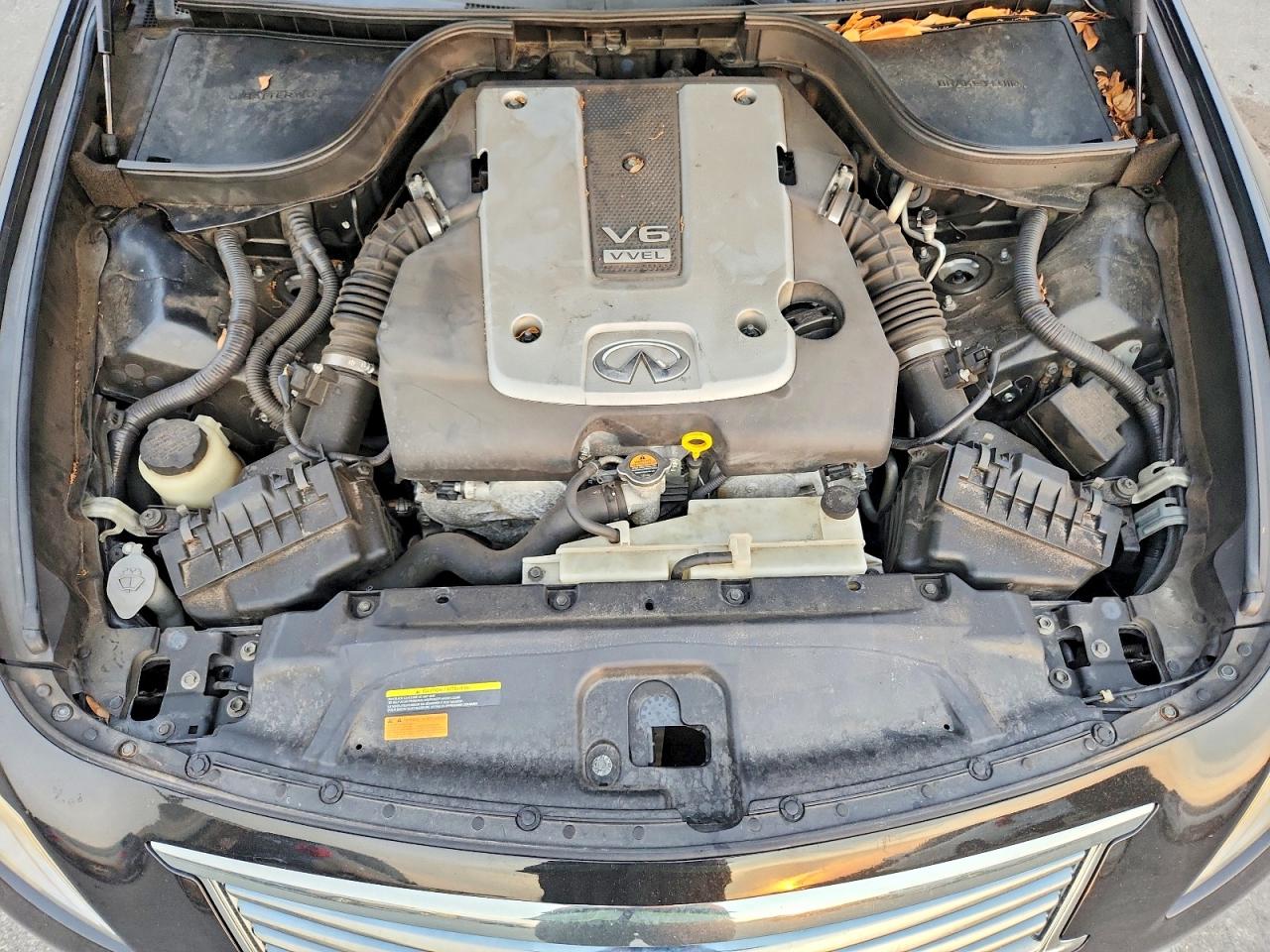2015 Infiniti Q40 Base Black vin: JN1CV6APXFM501530