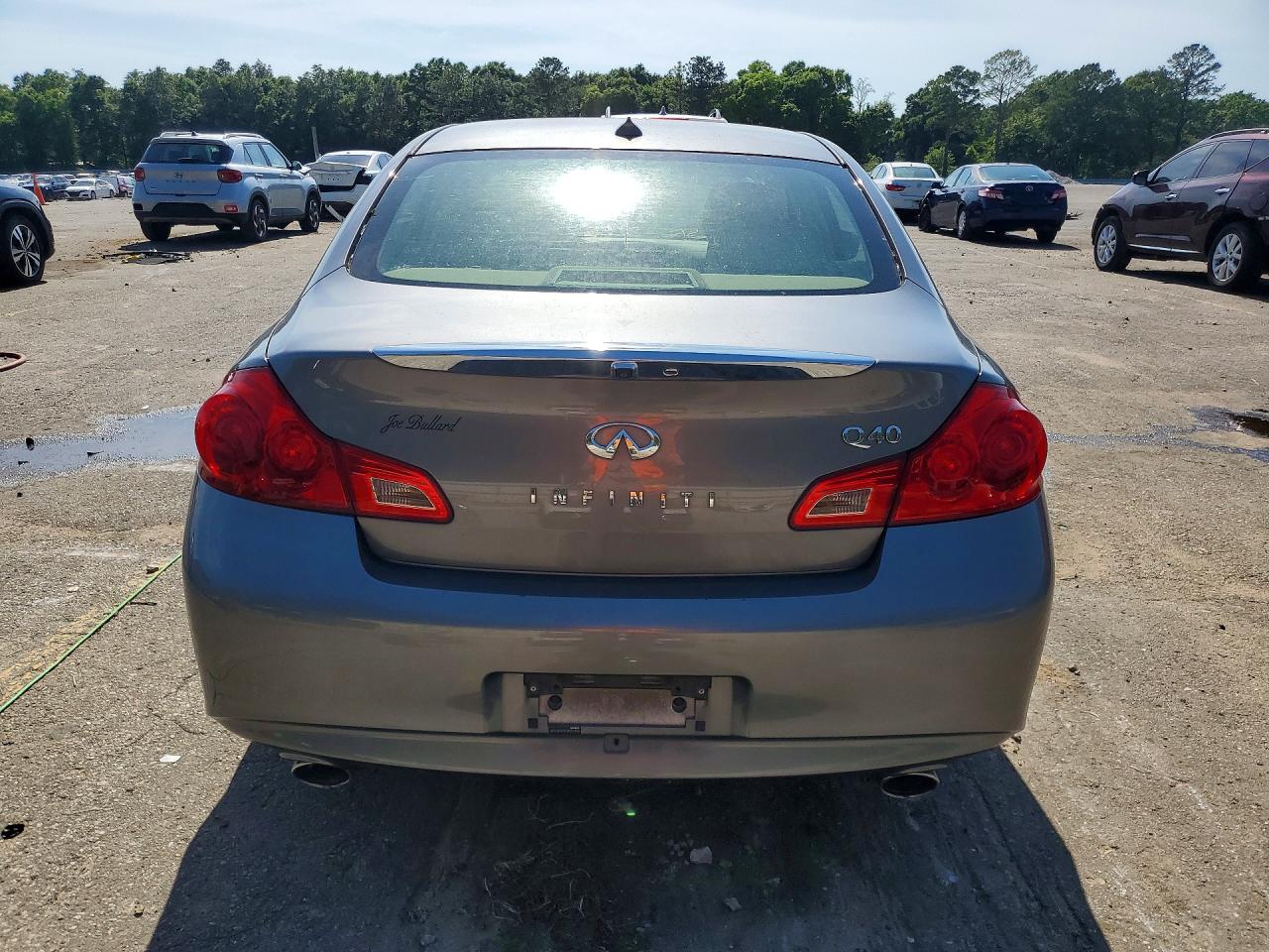 2015 Infiniti Q40 Base Gray vin: JN1CV6APXFM502449