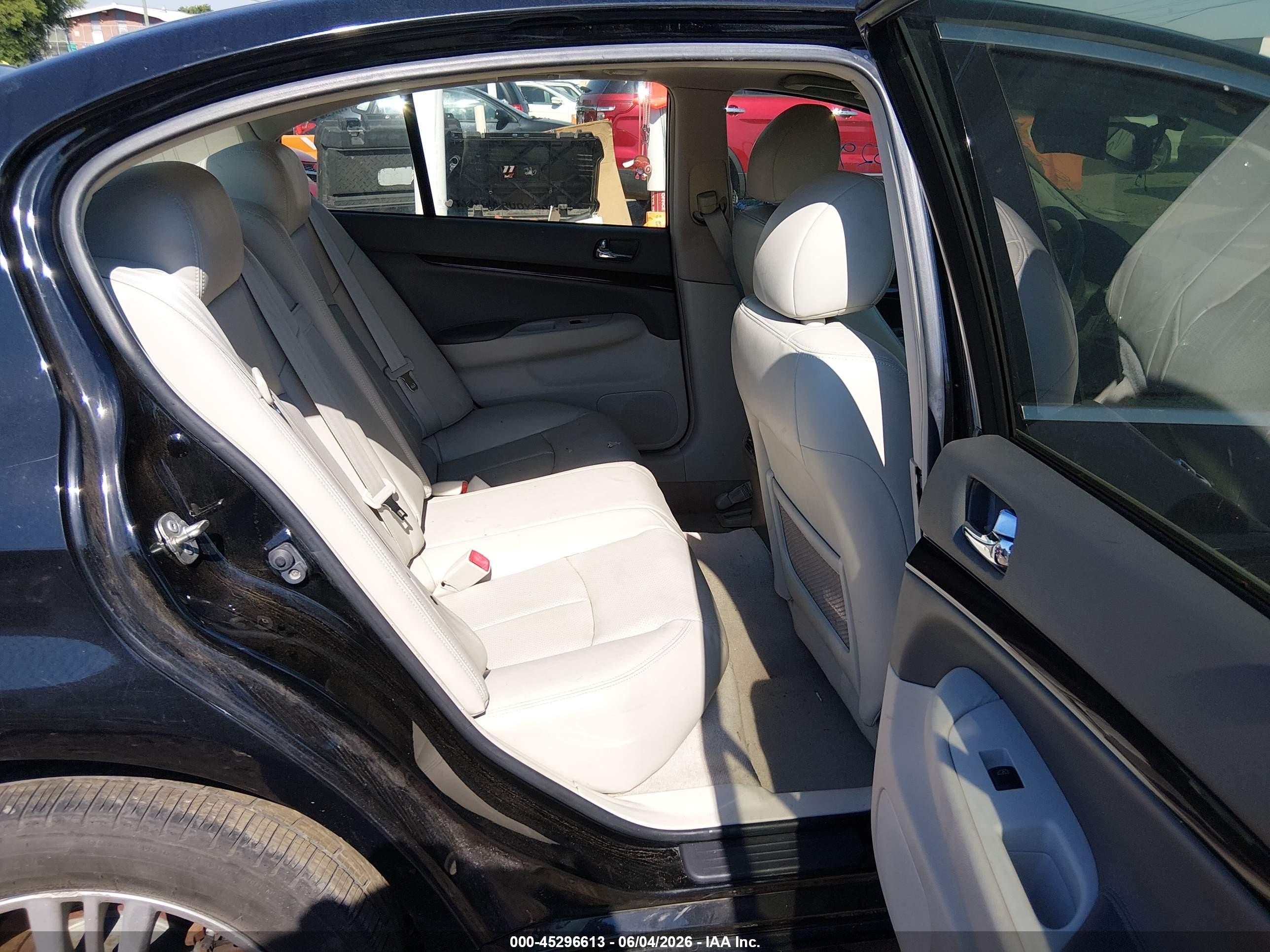2010 Infiniti G37x   Black vin: JN1CV6AR0AM254531