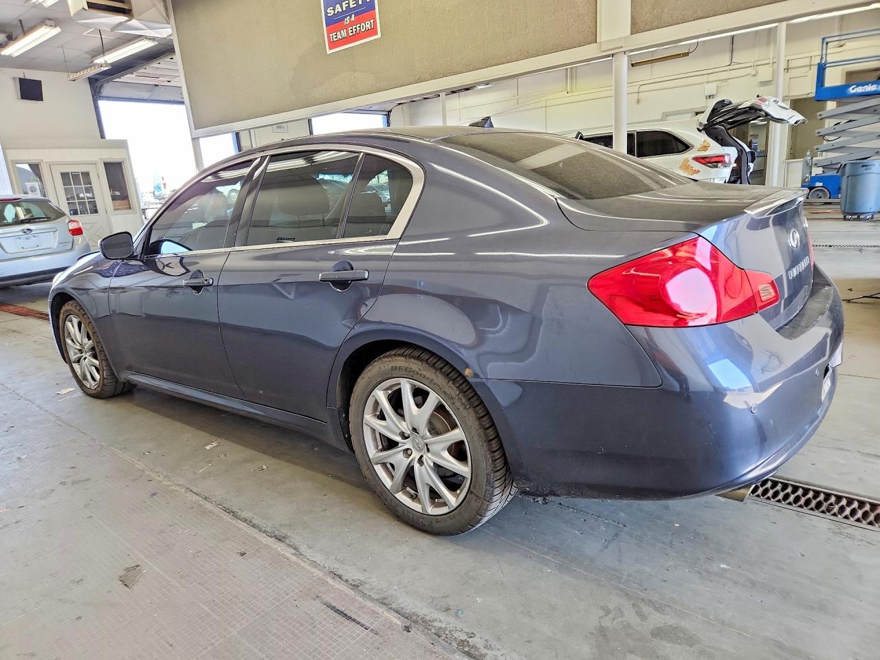 2010 Infiniti G37 Sedan X Blue vin: JN1CV6AR0AM457323