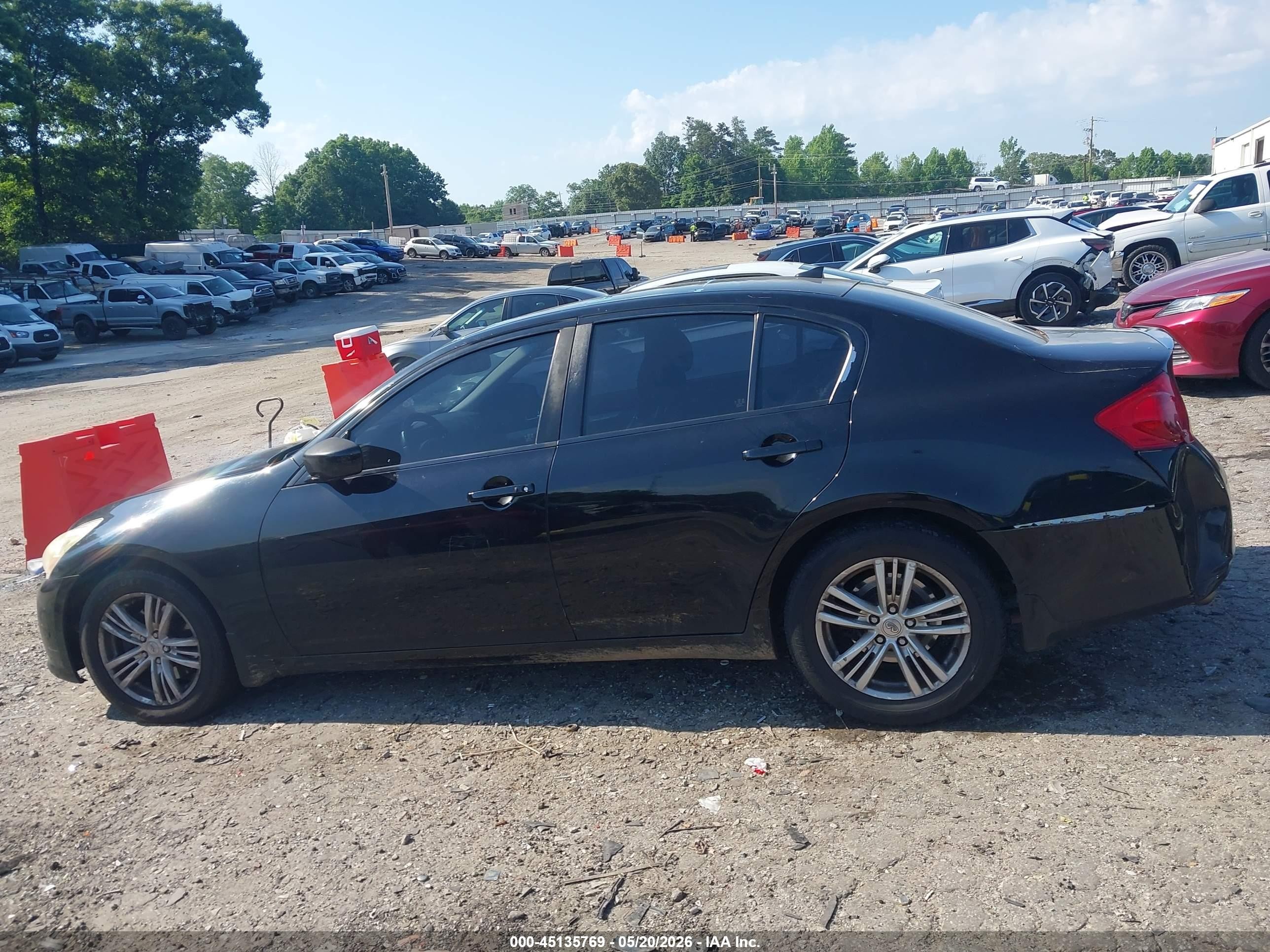 2011 Infiniti G37x   Black vin: JN1CV6AR0BM353321