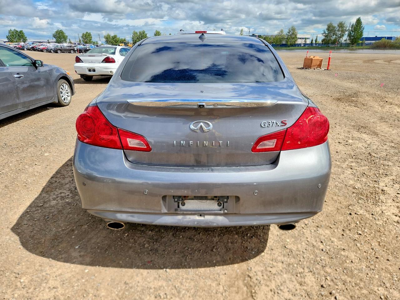 2011 Infiniti G37 Sedan X Gray vin: JN1CV6AR0BM401822
