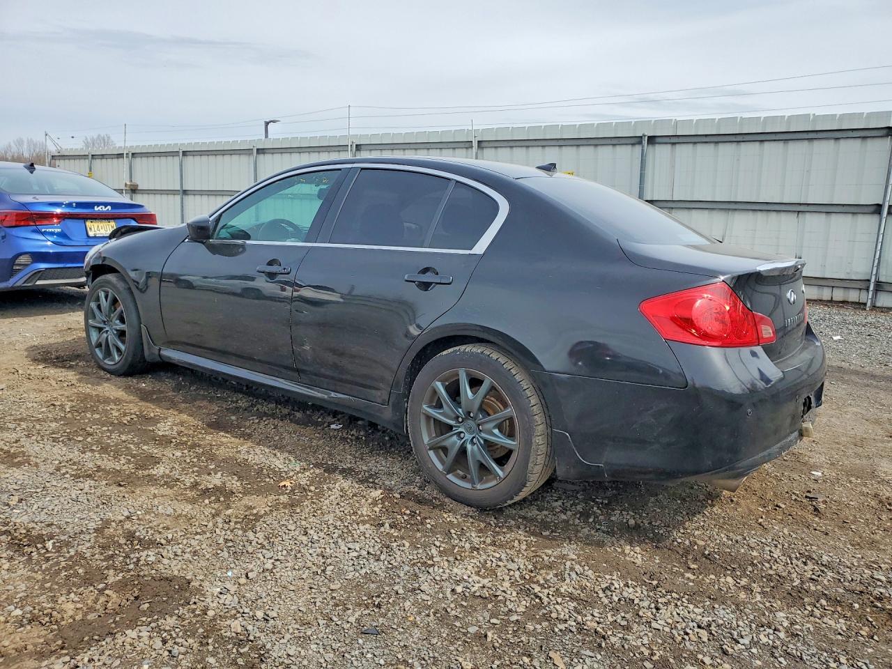 2011 Infiniti G37 Sedan X Black vin: JN1CV6AR0BM410178