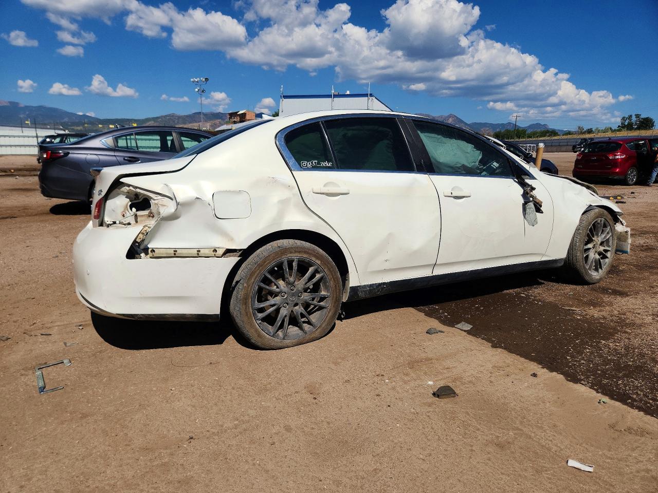 2012 Infiniti G37 Sedan X White vin: JN1CV6AR0CM977394