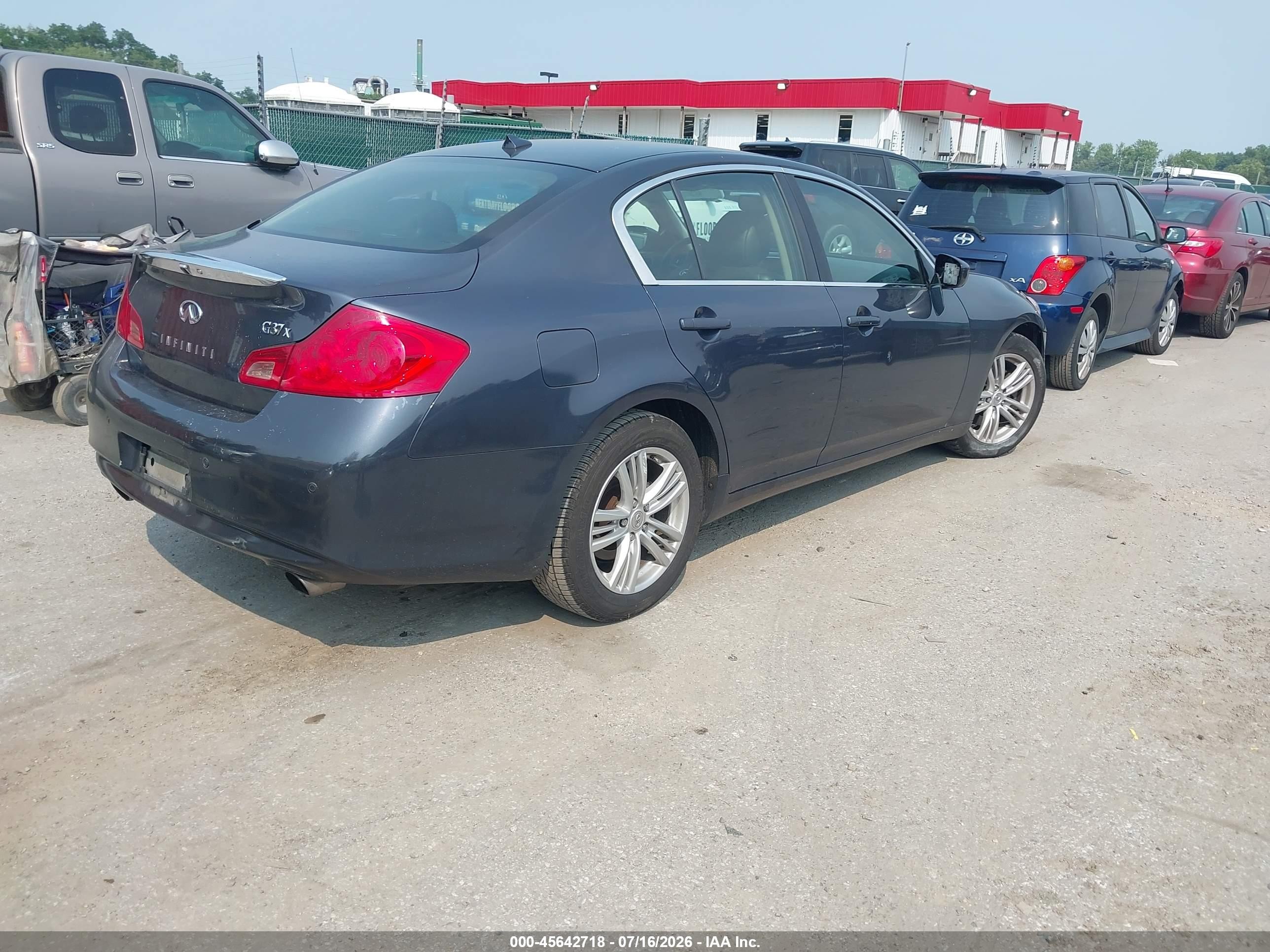 2013 Infiniti G37x   Серый vin: JN1CV6AR0DM355122