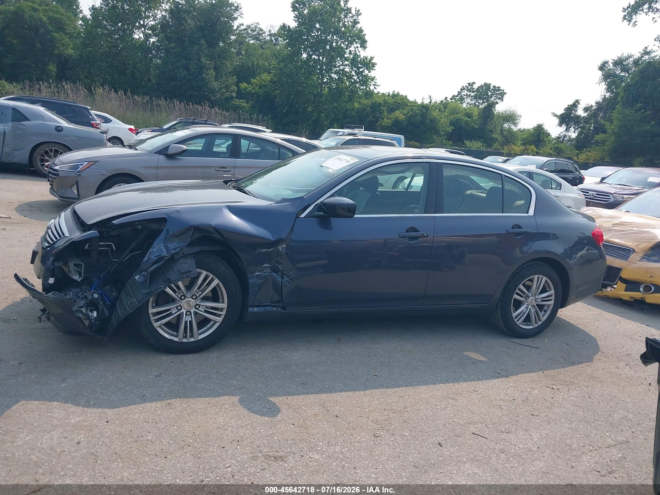 2013 Infiniti G37x   Серый vin: JN1CV6AR0DM355122