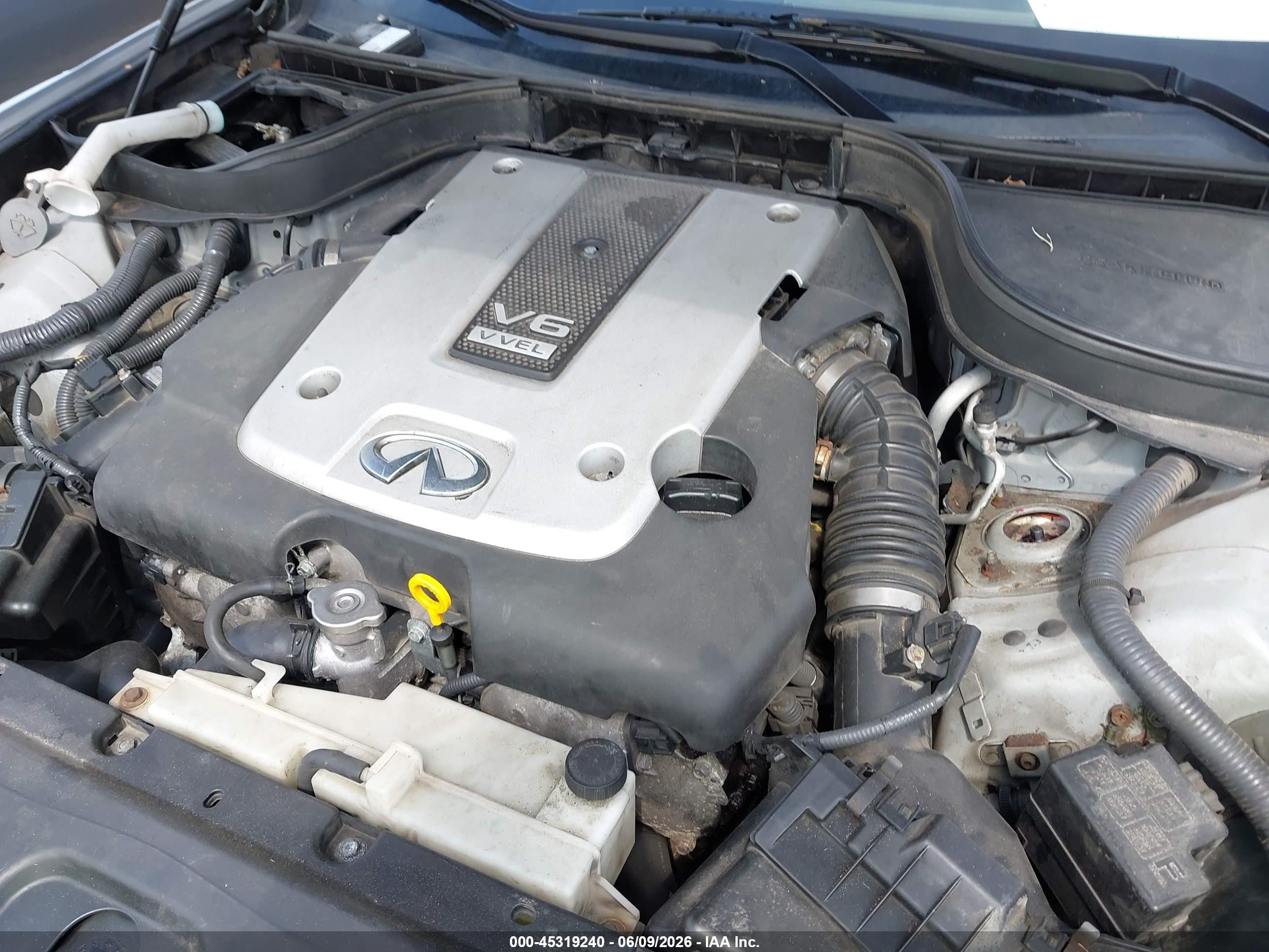 2013 Infiniti G37x   Серебряный vin: JN1CV6AR0DM751793