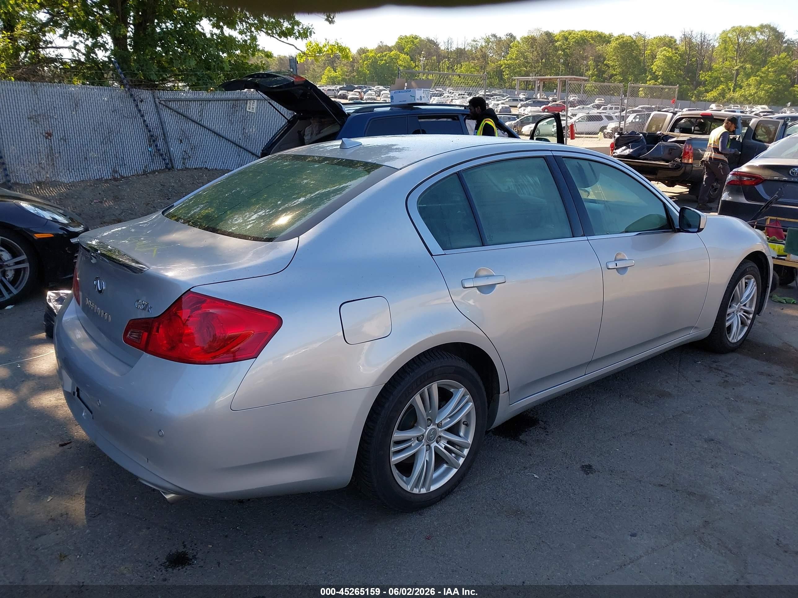 2013 Infiniti G37x   Silver vin: JN1CV6AR0DM756184