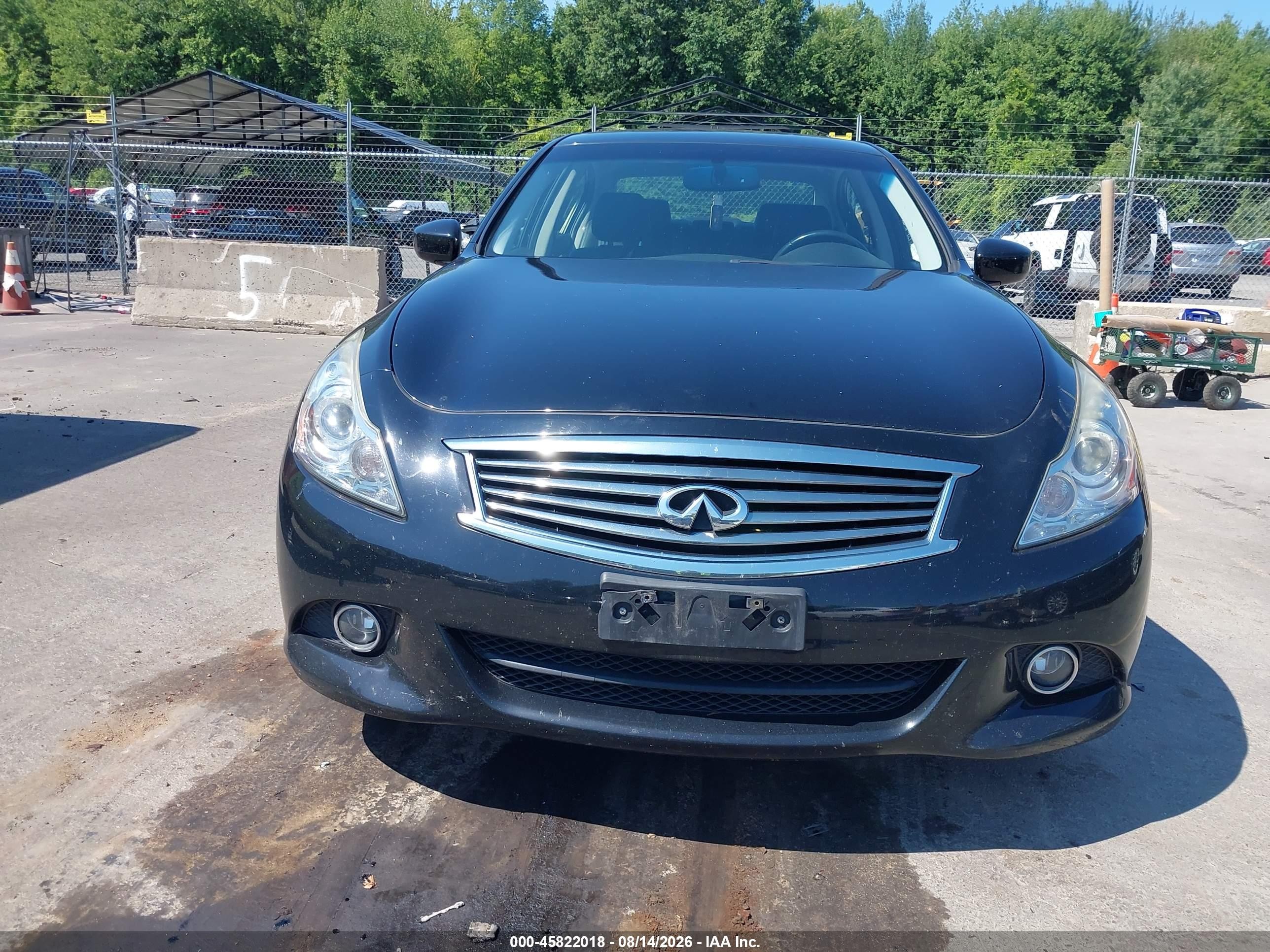 2015 Infiniti Q40   Black vin: JN1CV6AR0FM522159