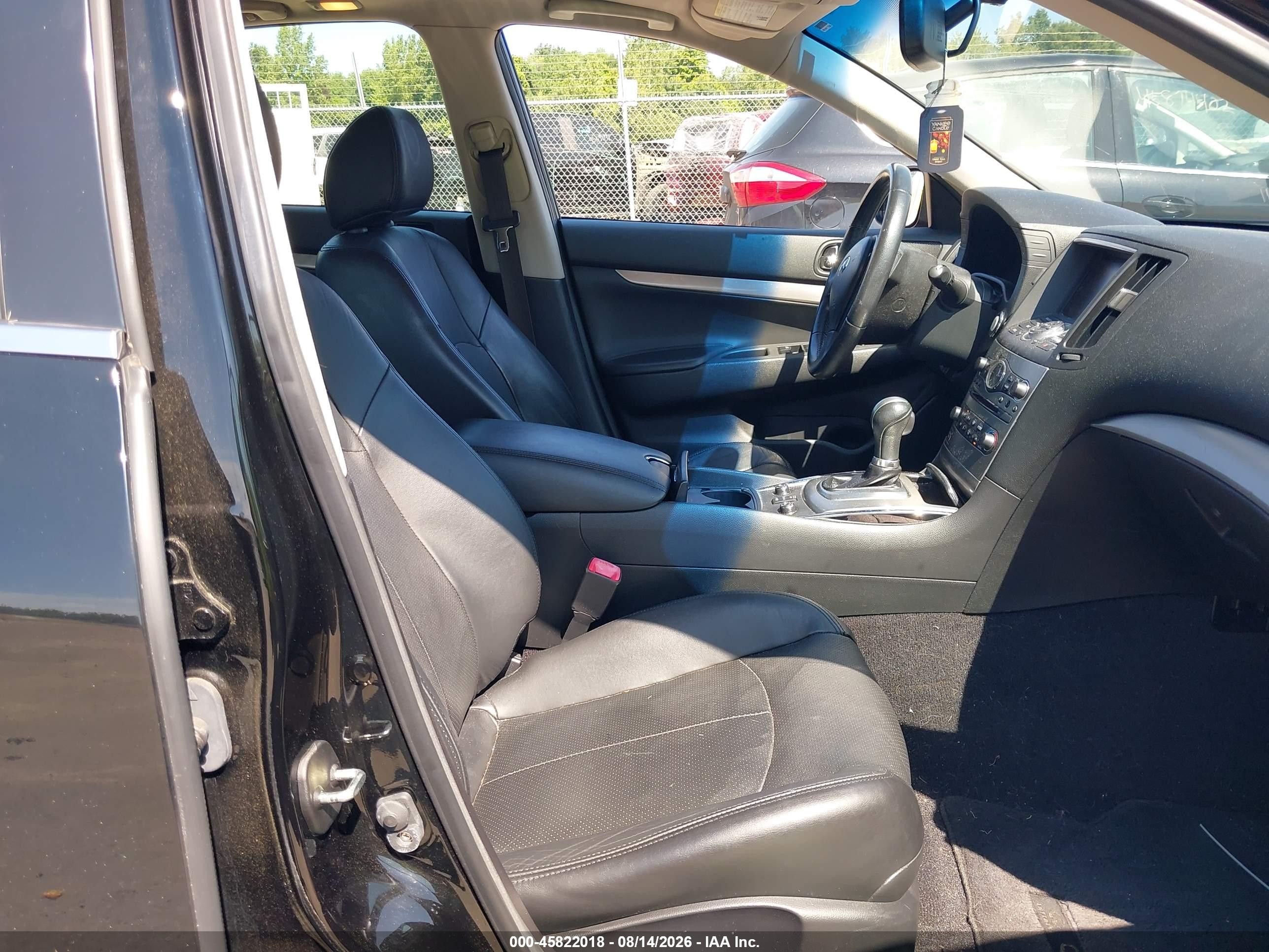 2015 Infiniti Q40   Black vin: JN1CV6AR0FM522159