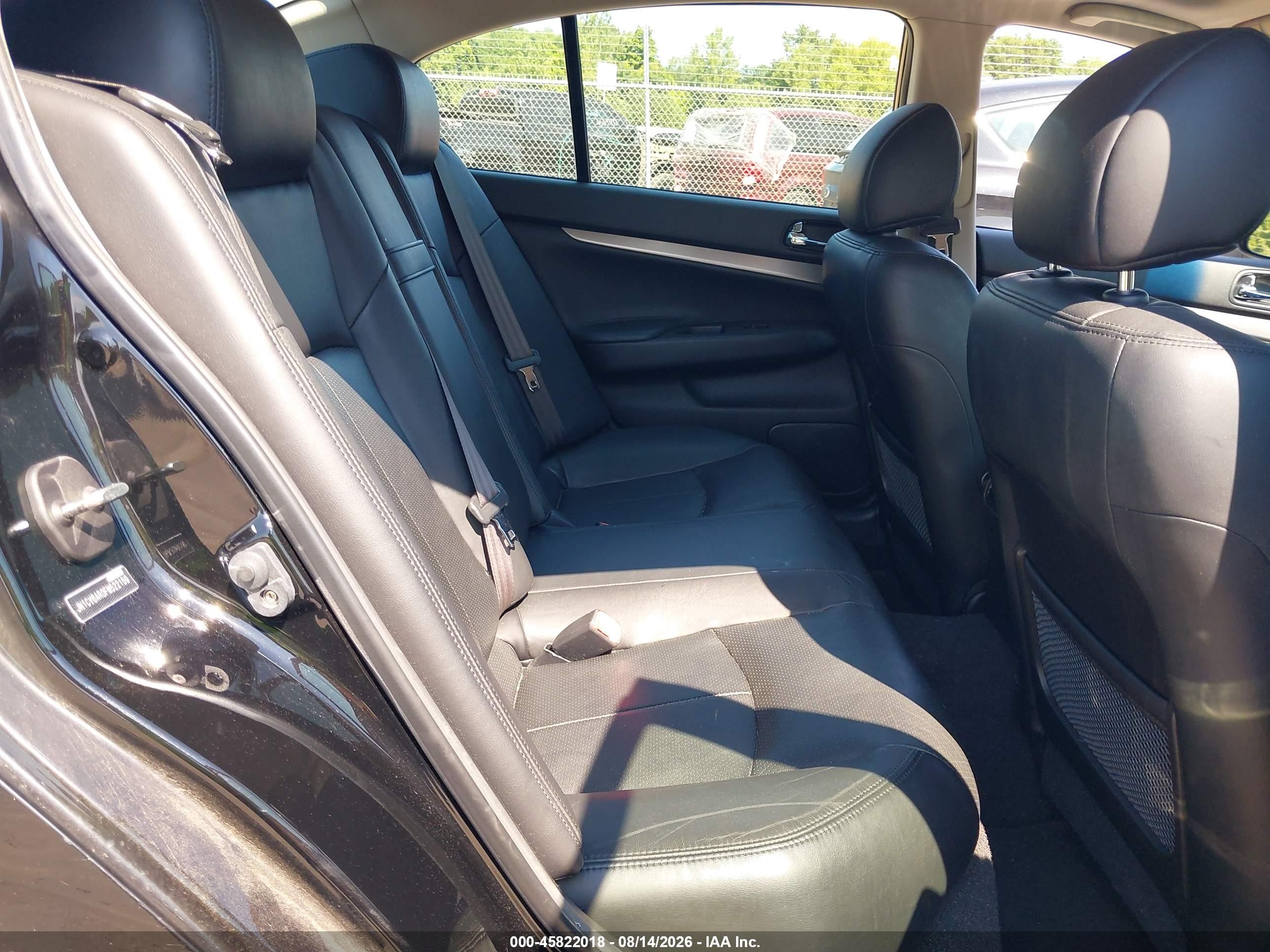 2015 Infiniti Q40   Black vin: JN1CV6AR0FM522159