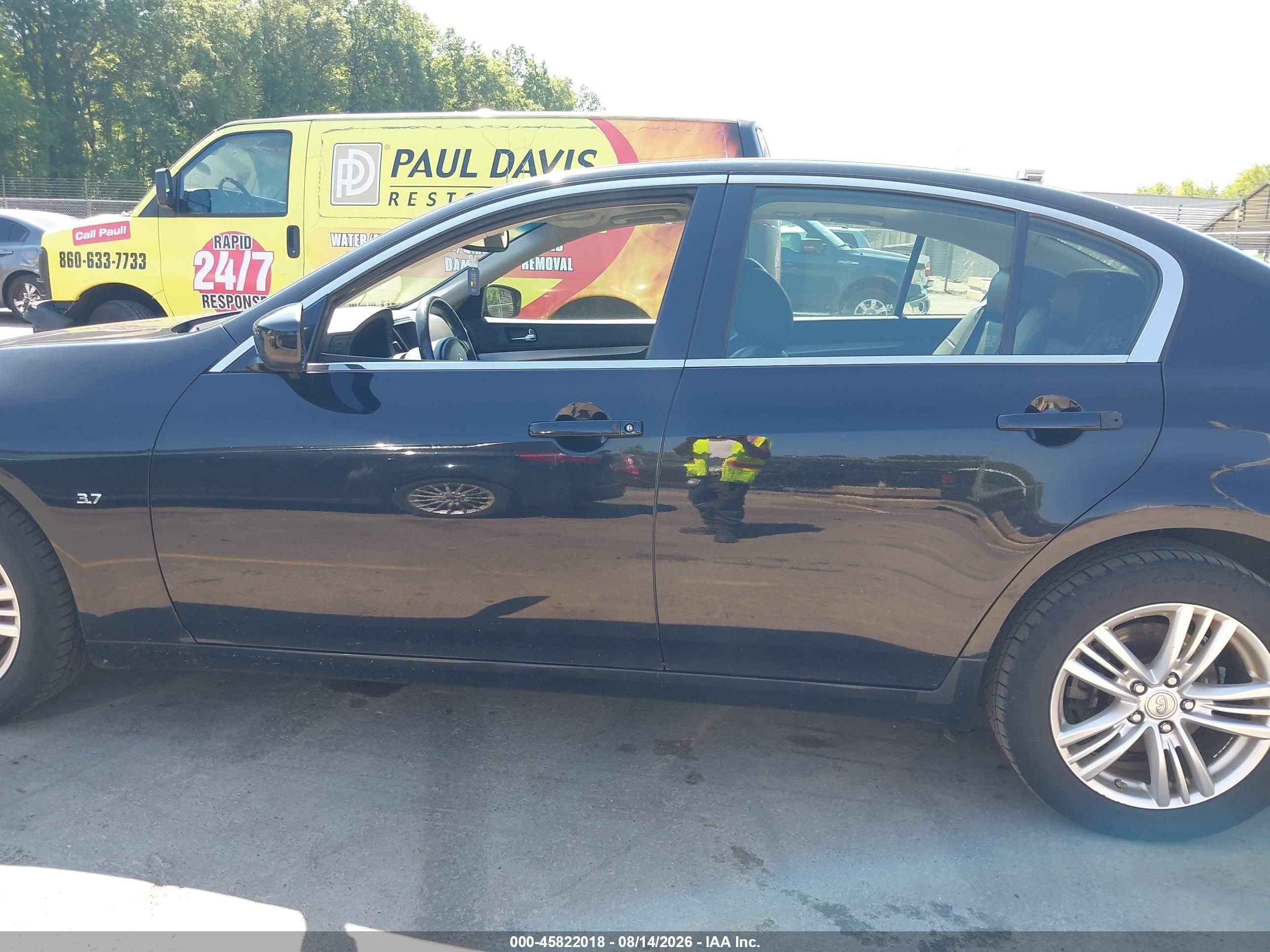 2015 Infiniti Q40   Black vin: JN1CV6AR0FM522159