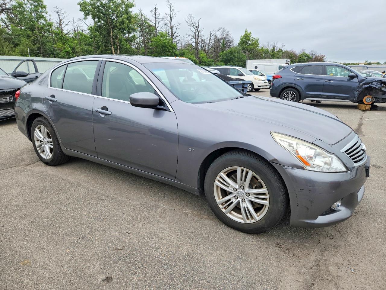 2015 Infiniti Q40 Base Gray vin: JN1CV6AR0FM522338