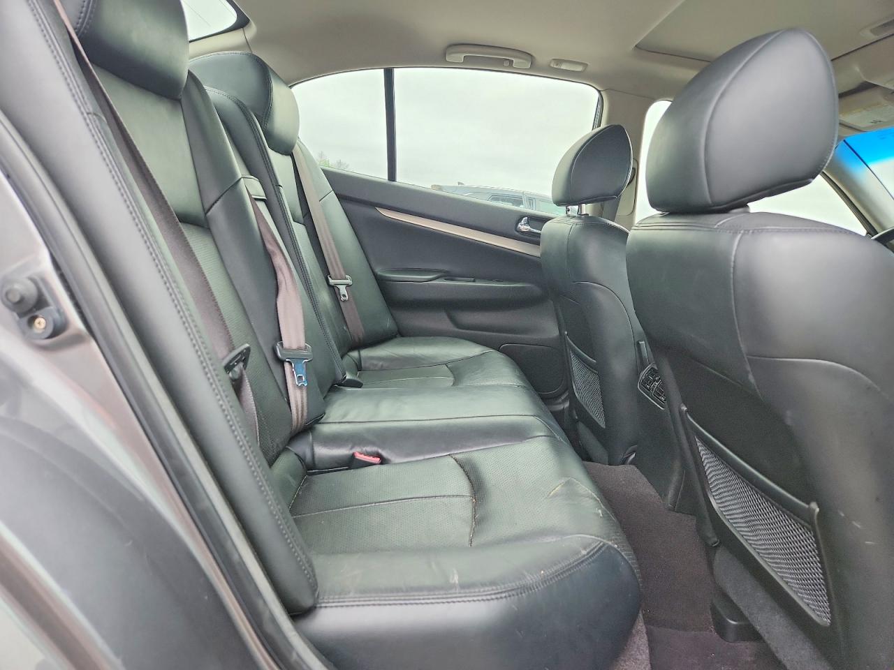 2015 Infiniti Q40 Base Gray vin: JN1CV6AR0FM522338