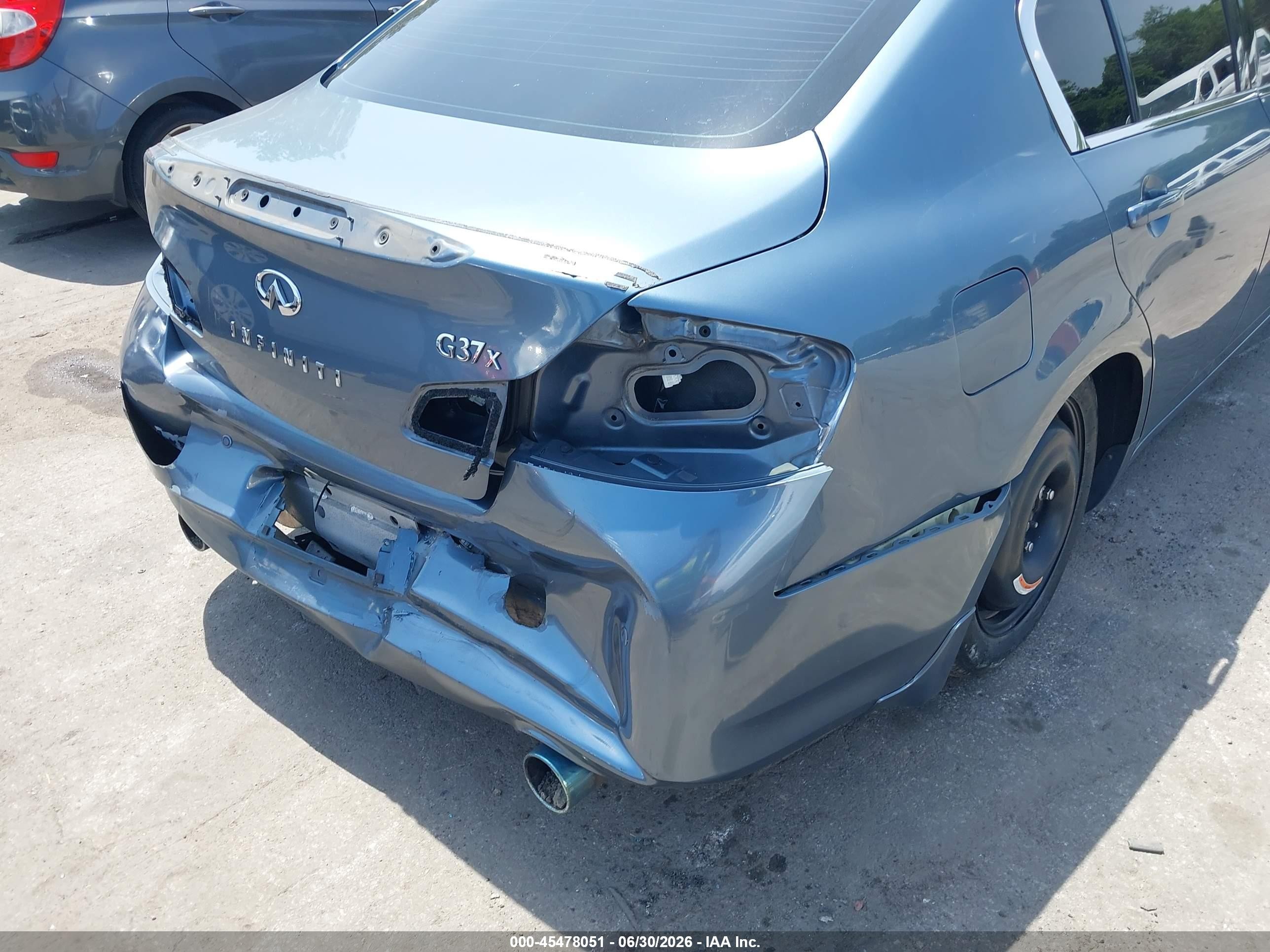 2010 Infiniti G37x   Серый vin: JN1CV6AR1AM456665