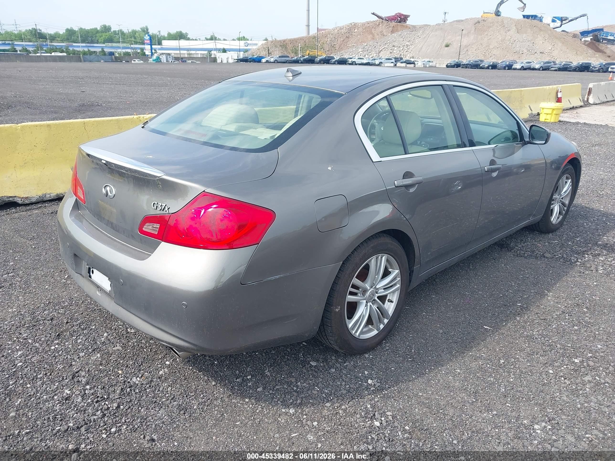 2012 Infiniti G37x   Beige vin: JN1CV6AR1CM681235