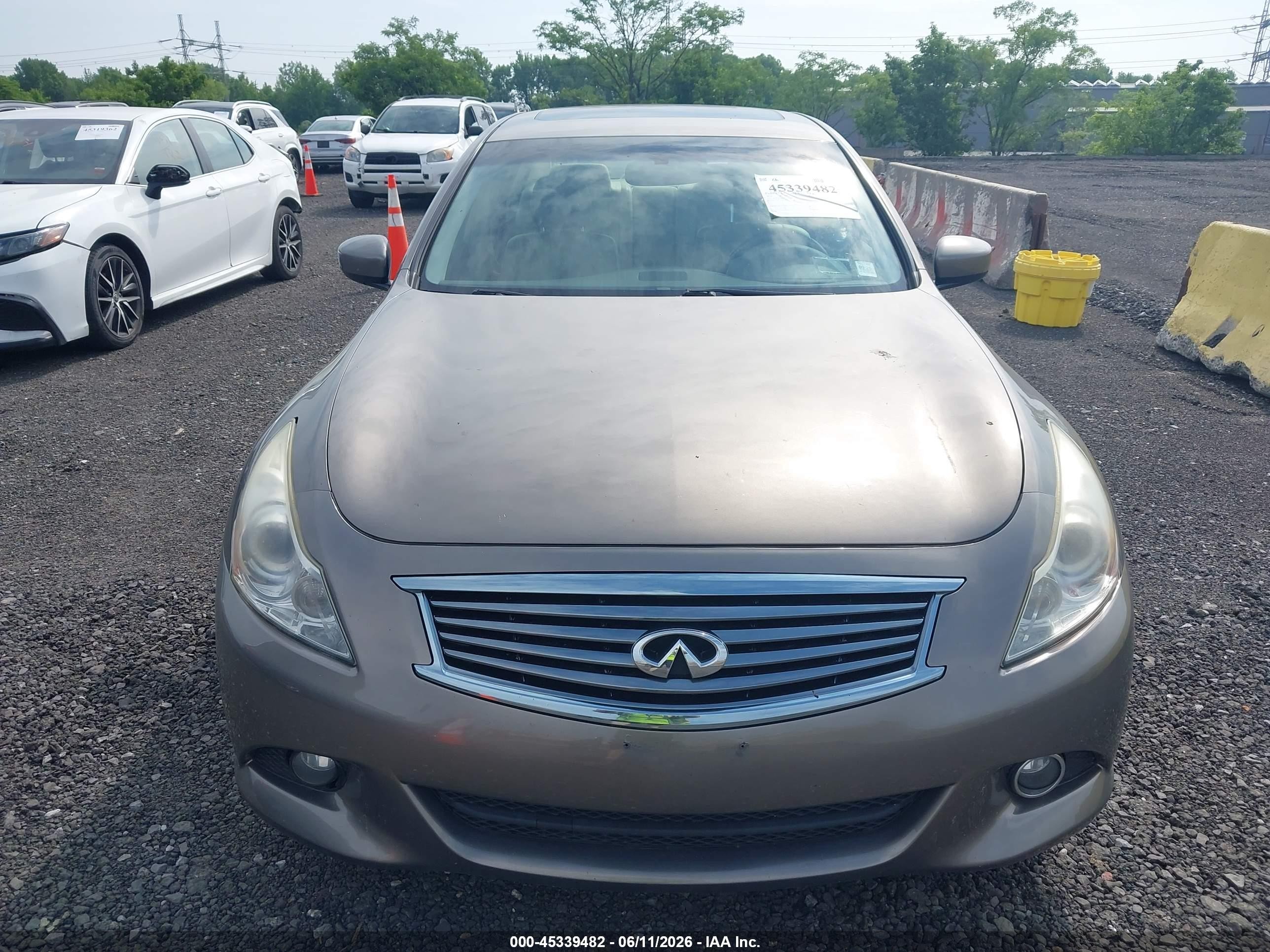 2012 Infiniti G37x   Beige vin: JN1CV6AR1CM681235
