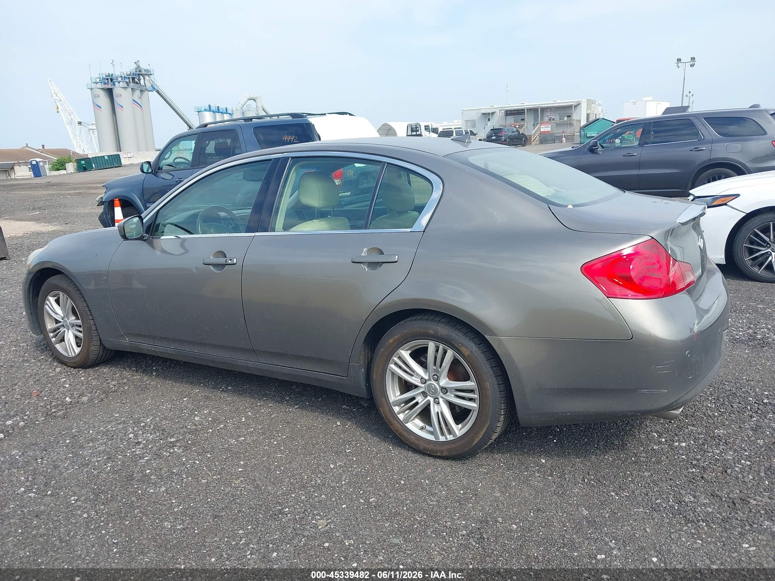 2012 Infiniti G37x   Beige vin: JN1CV6AR1CM681235