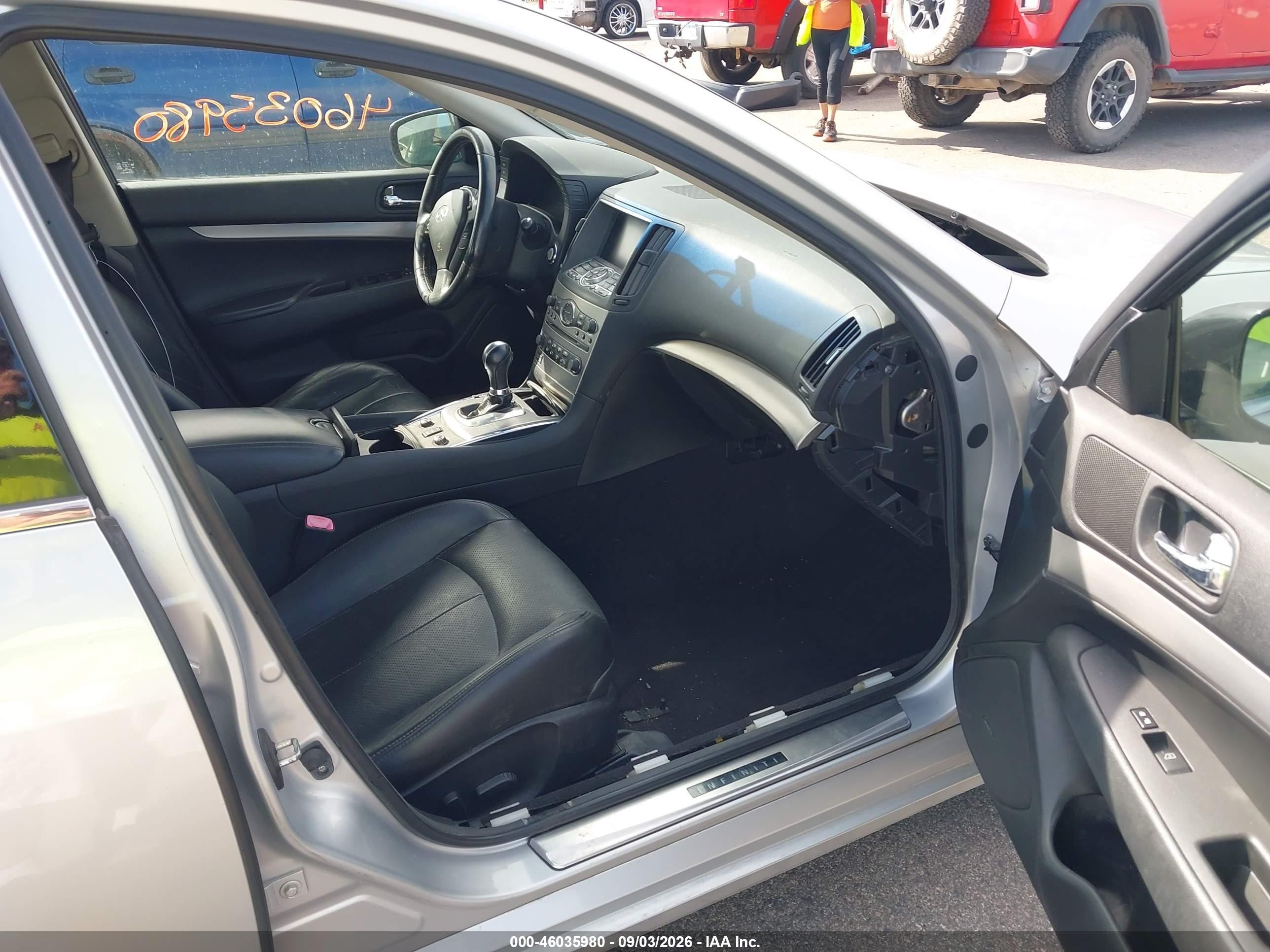 2012 Infiniti G37x   Silver vin: JN1CV6AR1CM972737