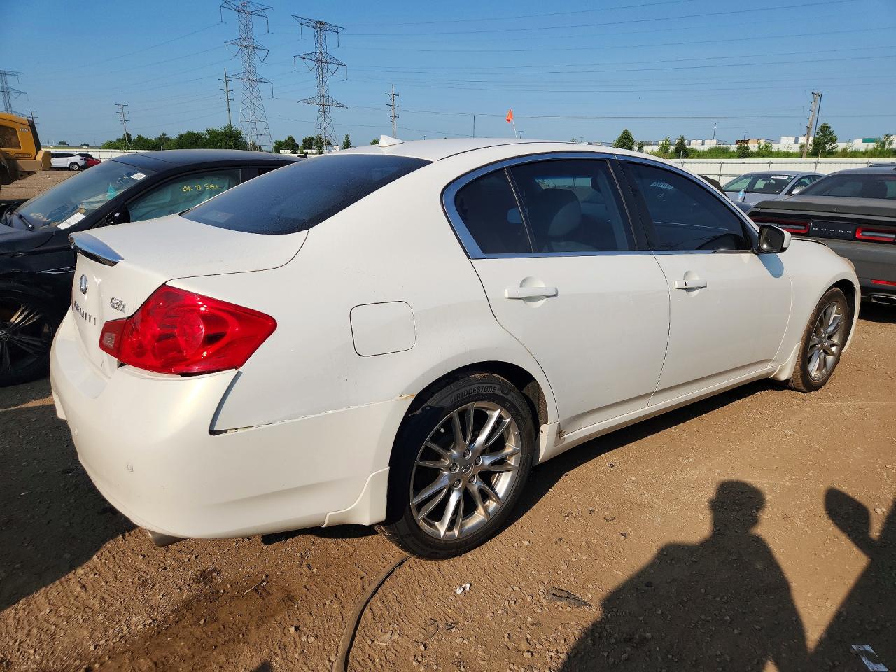 2012 Infiniti G37 White vin: JN1CV6AR1CM975377