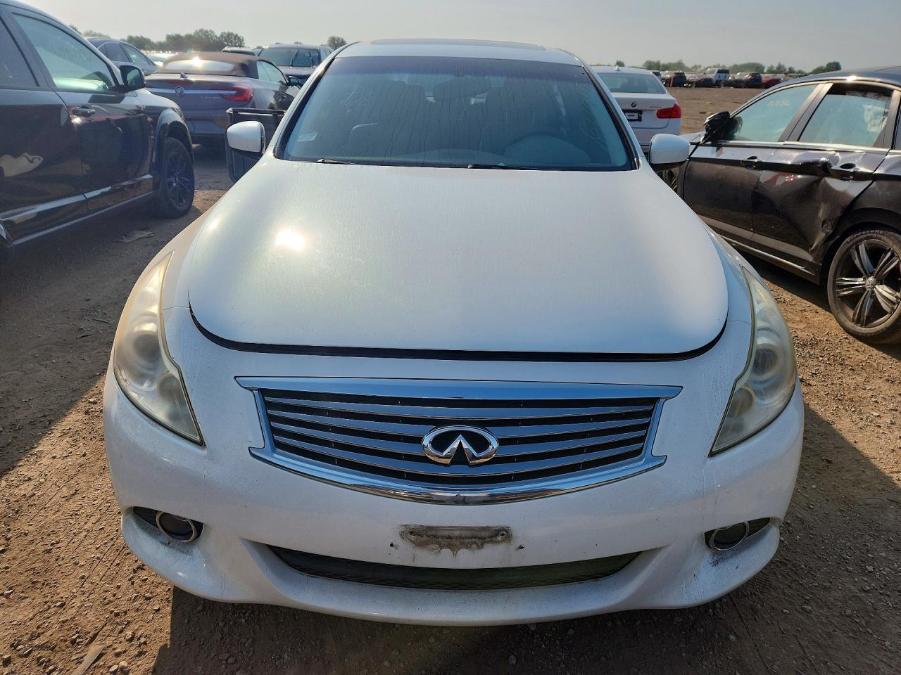 2012 Infiniti G37 White vin: JN1CV6AR1CM975377