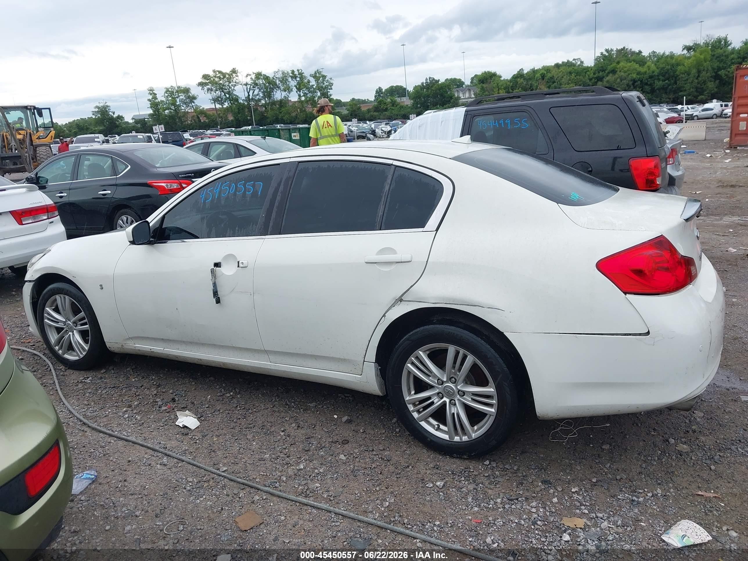 2012 Infiniti G37x   White vin: JN1CV6AR1CM976707