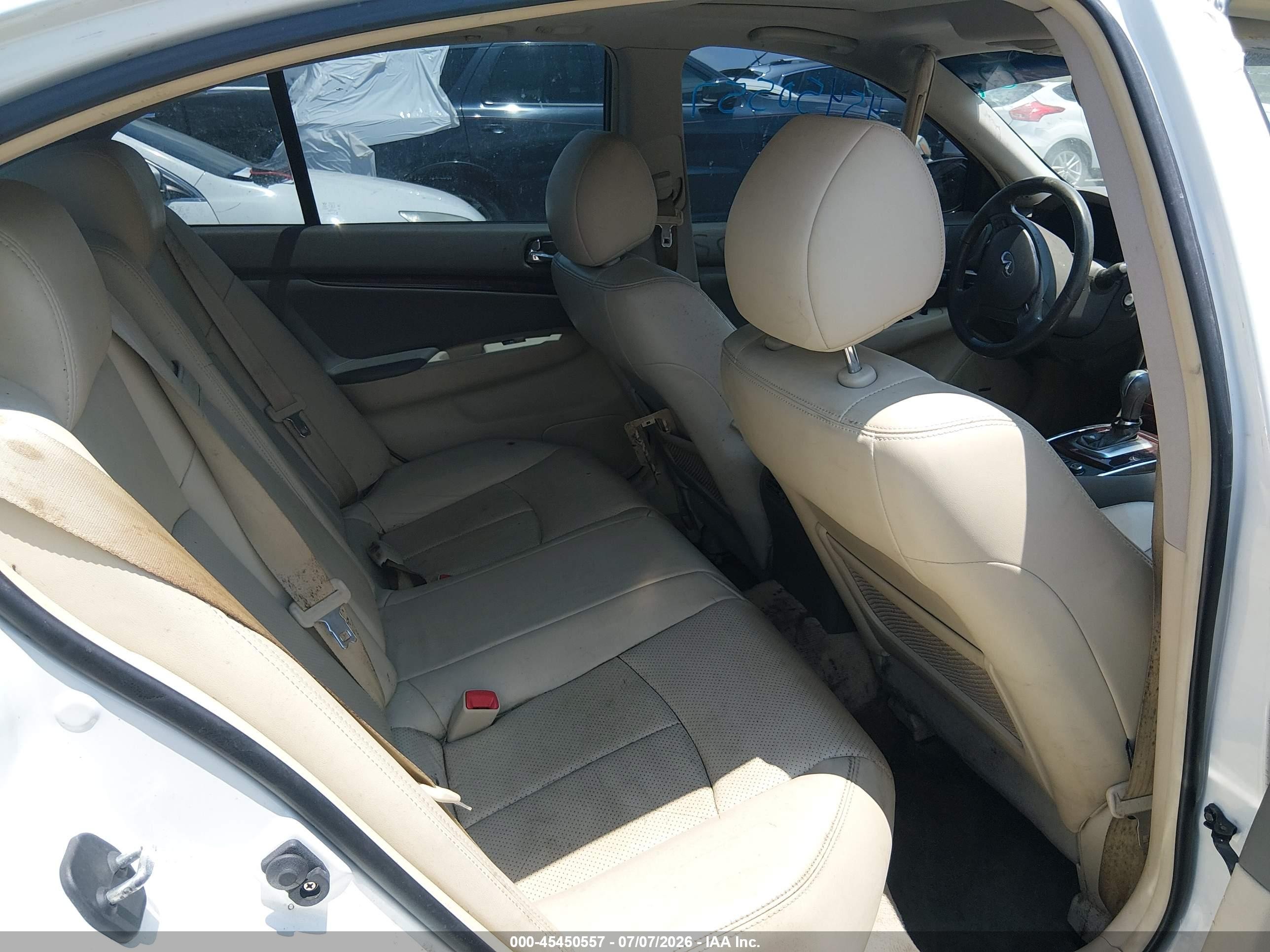 2012 Infiniti G37x   White vin: JN1CV6AR1CM976707