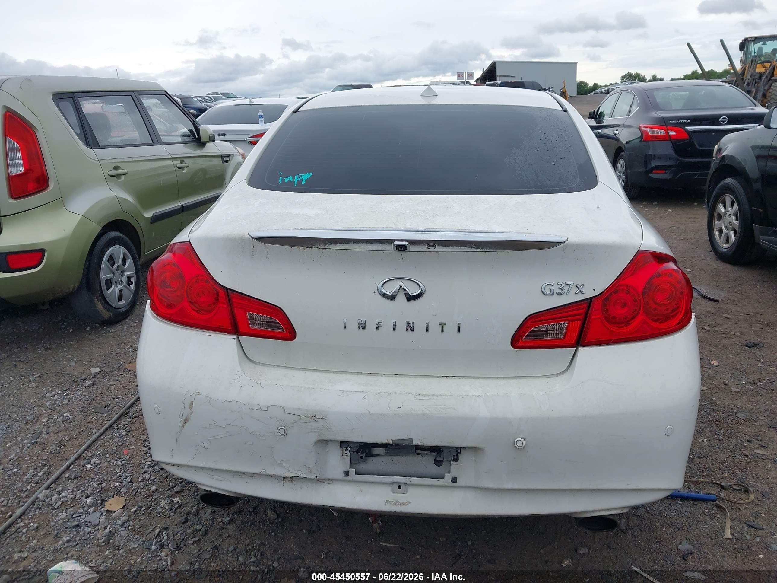 2012 Infiniti G37x   White vin: JN1CV6AR1CM976707