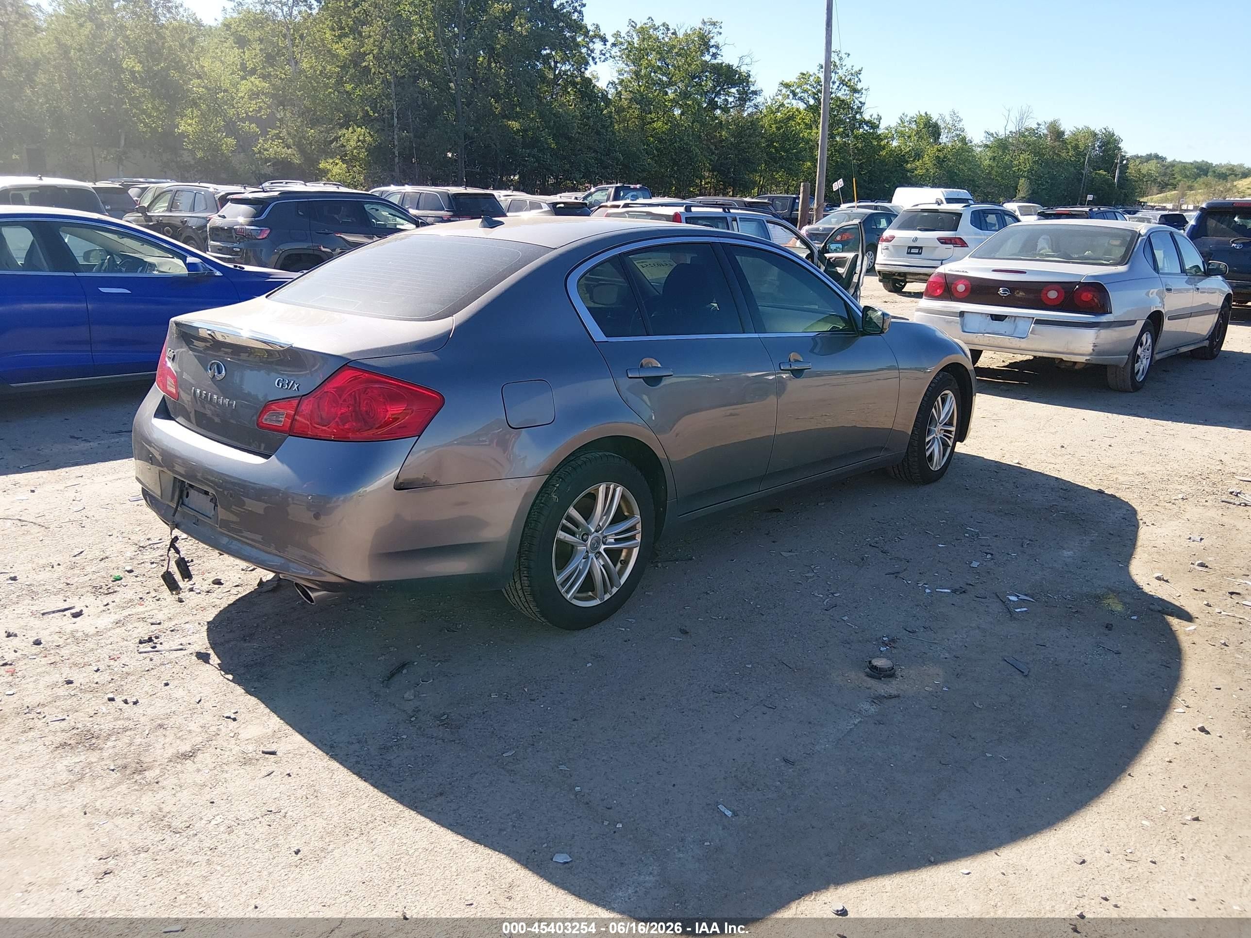 2013 Infiniti G37x Gray vin: JN1CV6AR1DM356358