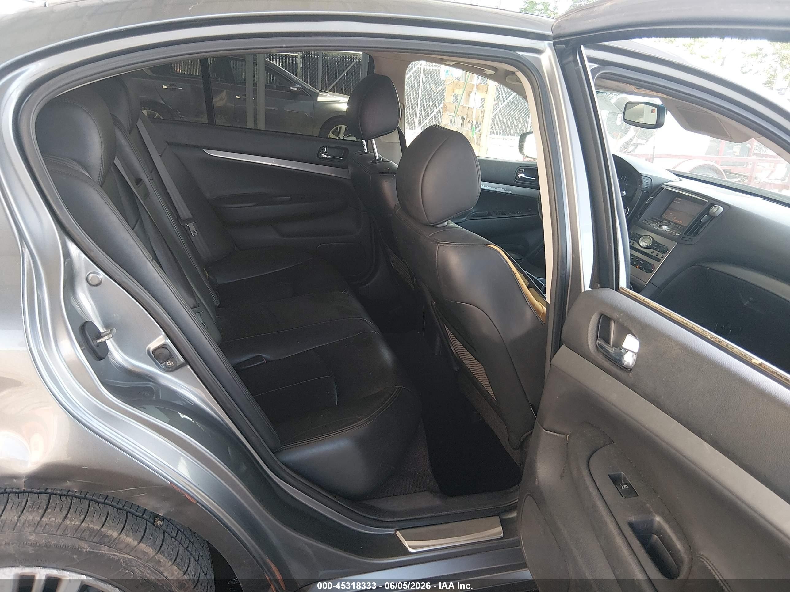 2013 Infiniti G37x   Серый vin: JN1CV6AR1DM764083