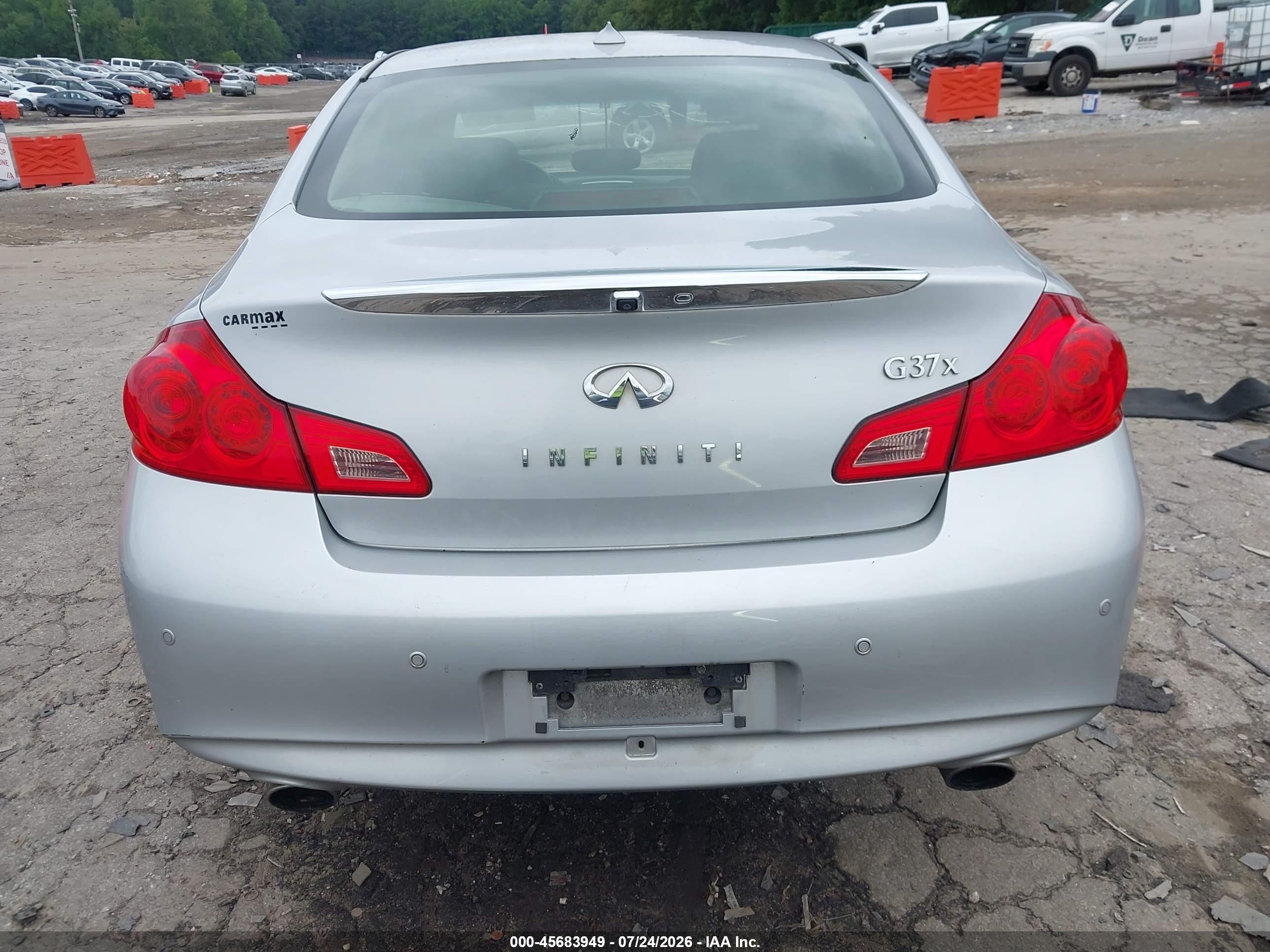 2013 Infiniti G37x   Серебряный vin: JN1CV6AR1DM766514
