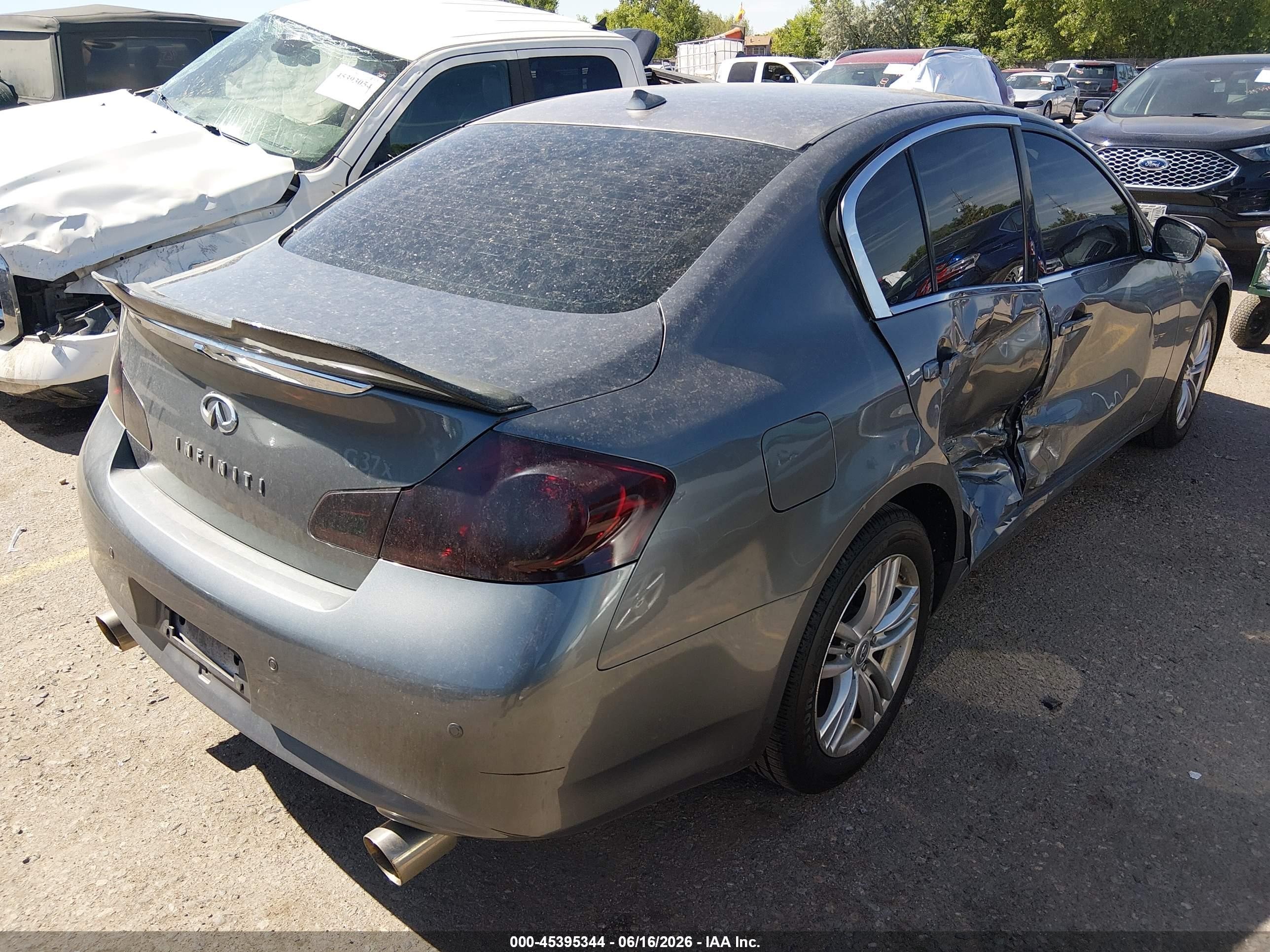 2013 Infiniti G37x Серебряный vin: JN1CV6AR1DM768859