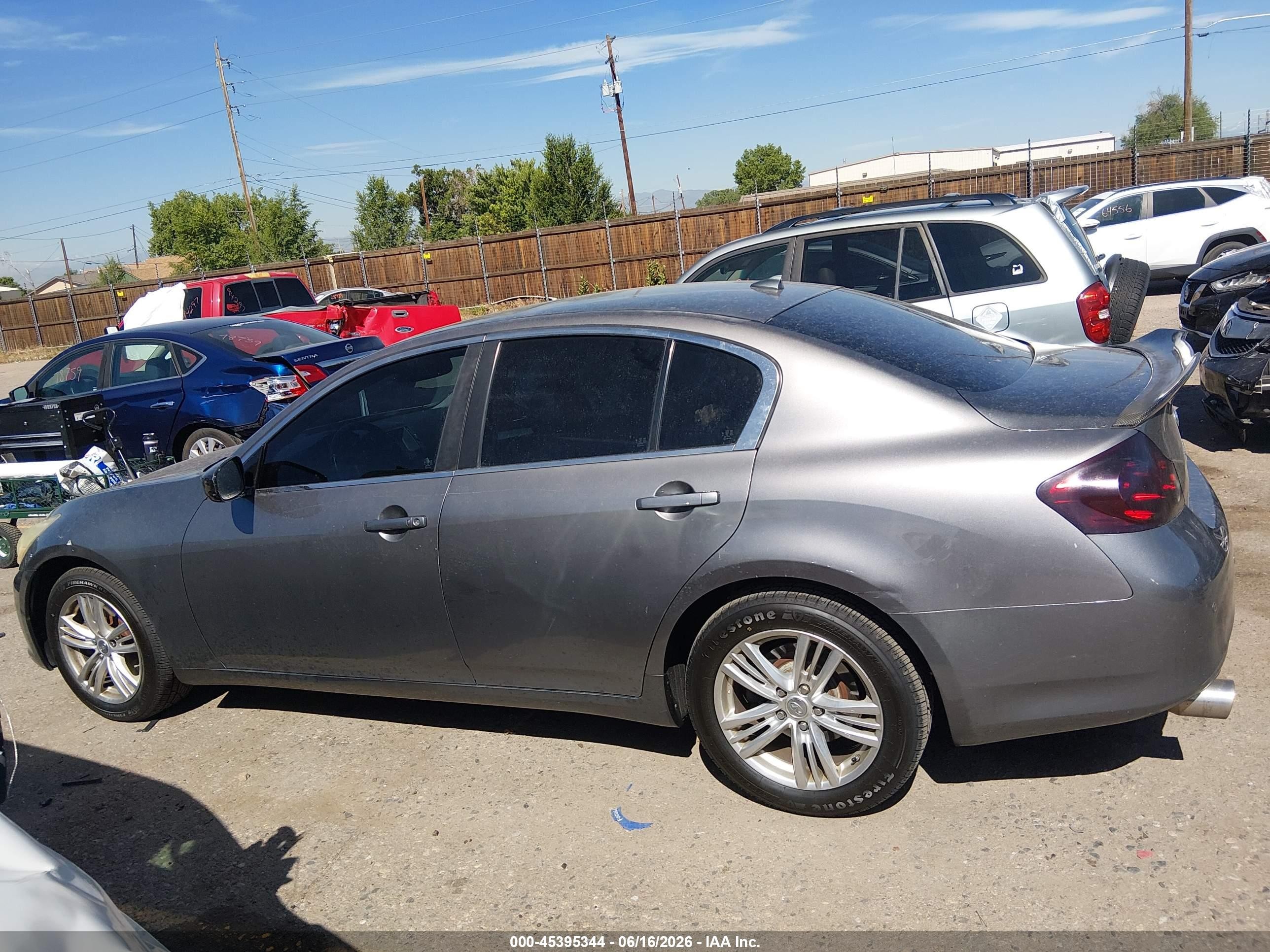 2013 Infiniti G37x Серебряный vin: JN1CV6AR1DM768859