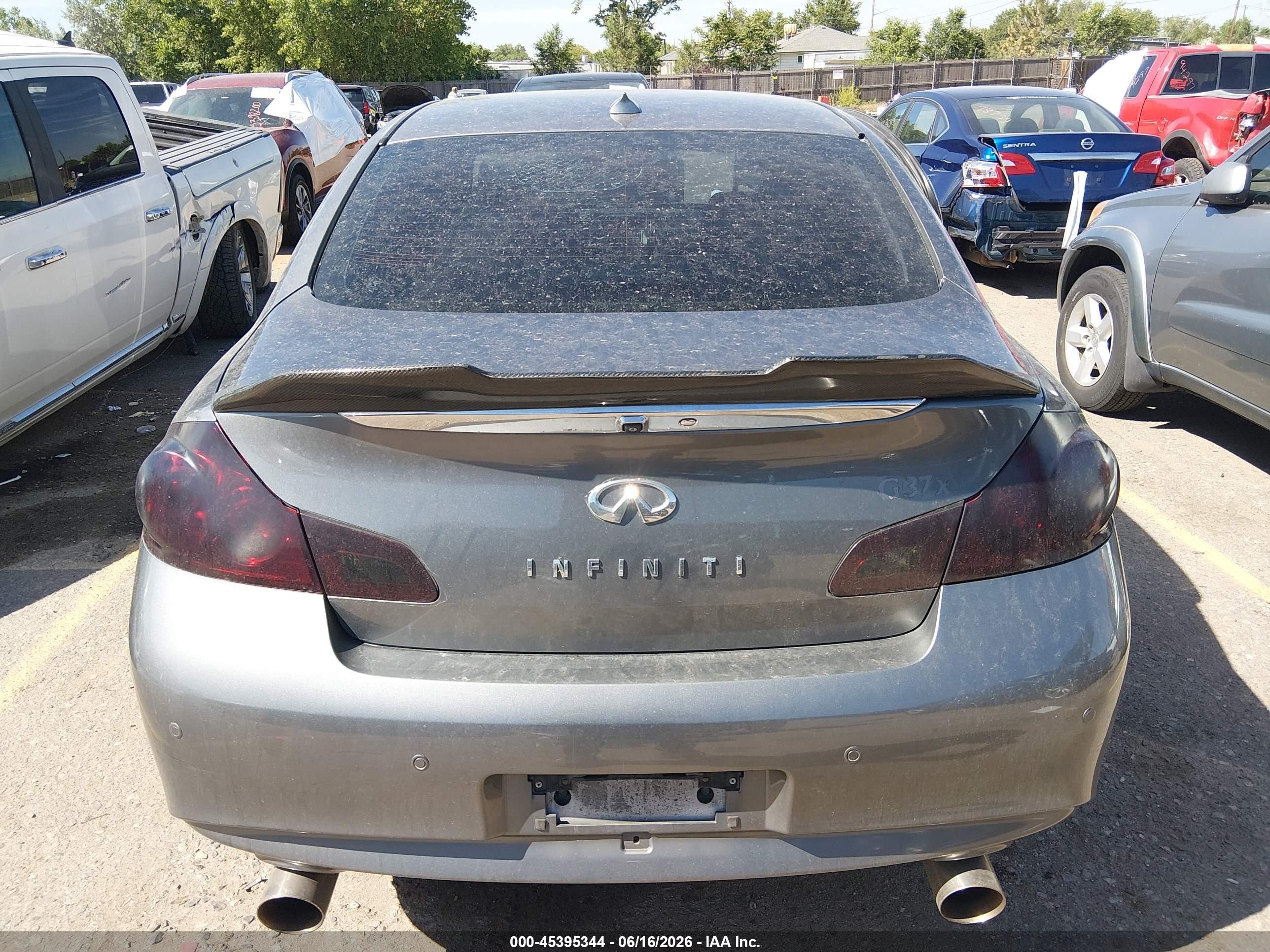 2013 Infiniti G37x Серебряный vin: JN1CV6AR1DM768859