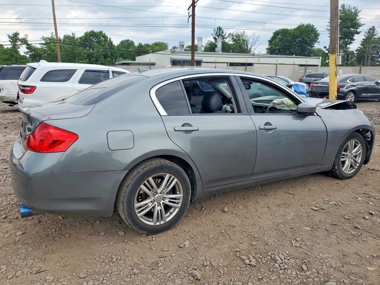 2015 Infiniti Q40 Base Gray vin: JN1CV6AR1FM651348
