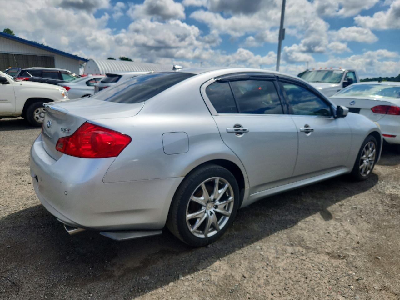 2010 Infiniti G37 Sedan X Silver vin: JN1CV6AR2AM458229
