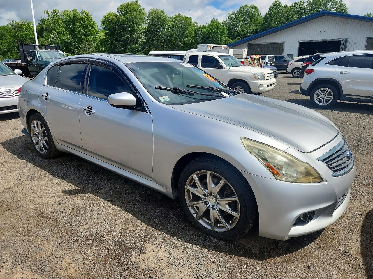 2010 Infiniti G37 Sedan X Silver vin: JN1CV6AR2AM458229