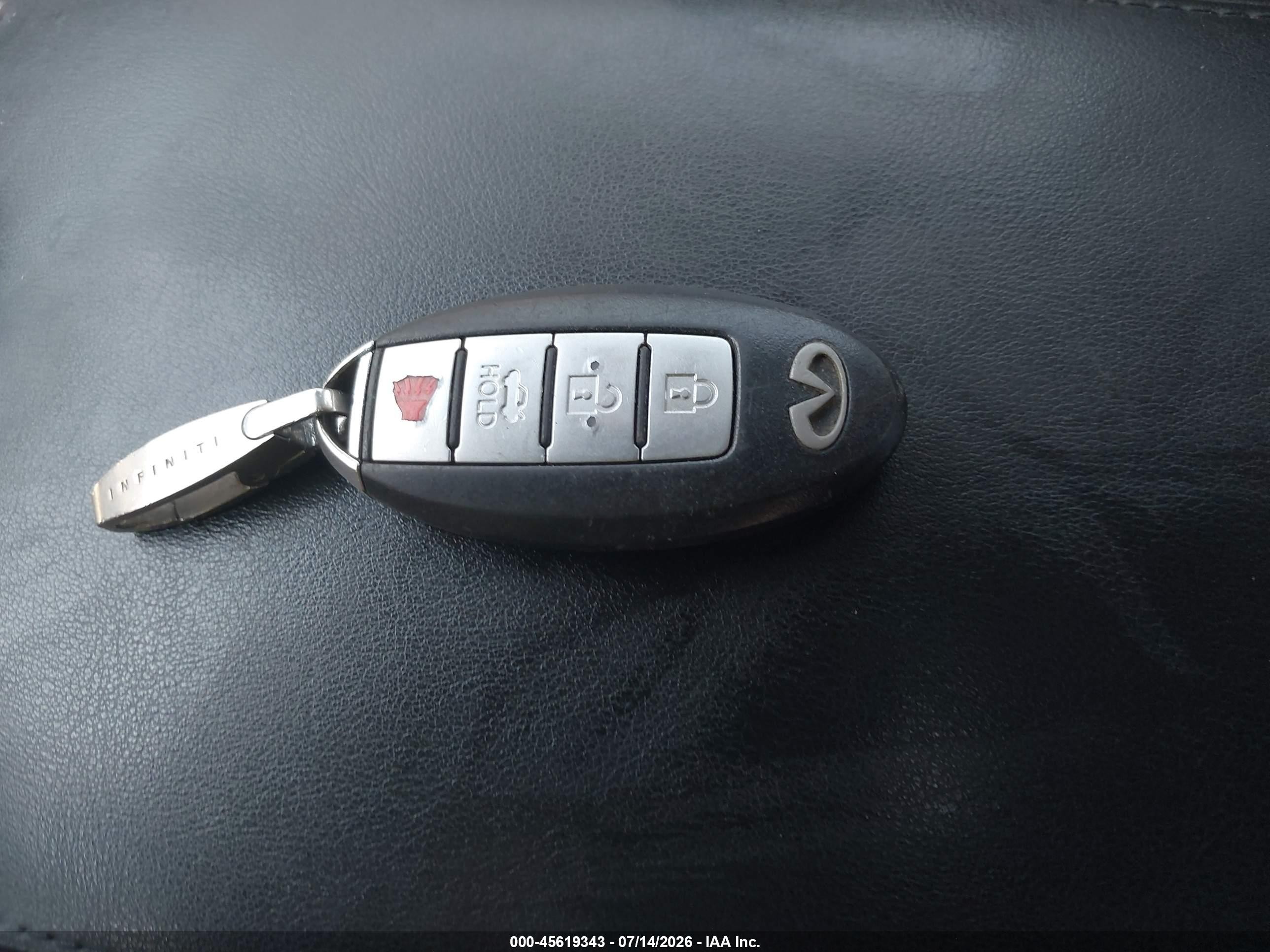 2011 Infiniti G37x   Silver vin: JN1CV6AR2BM355345