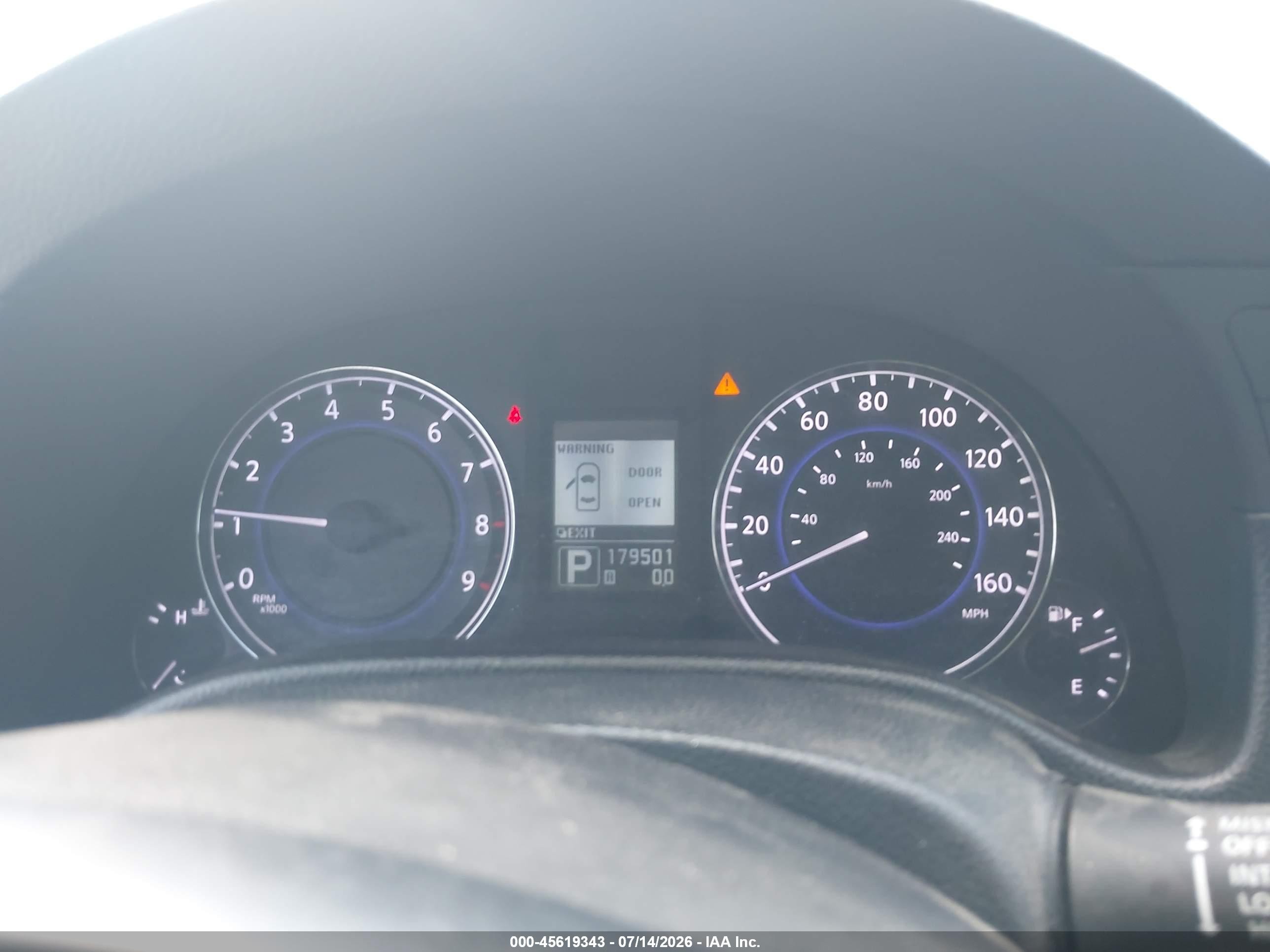 2011 Infiniti G37x   Silver vin: JN1CV6AR2BM355345
