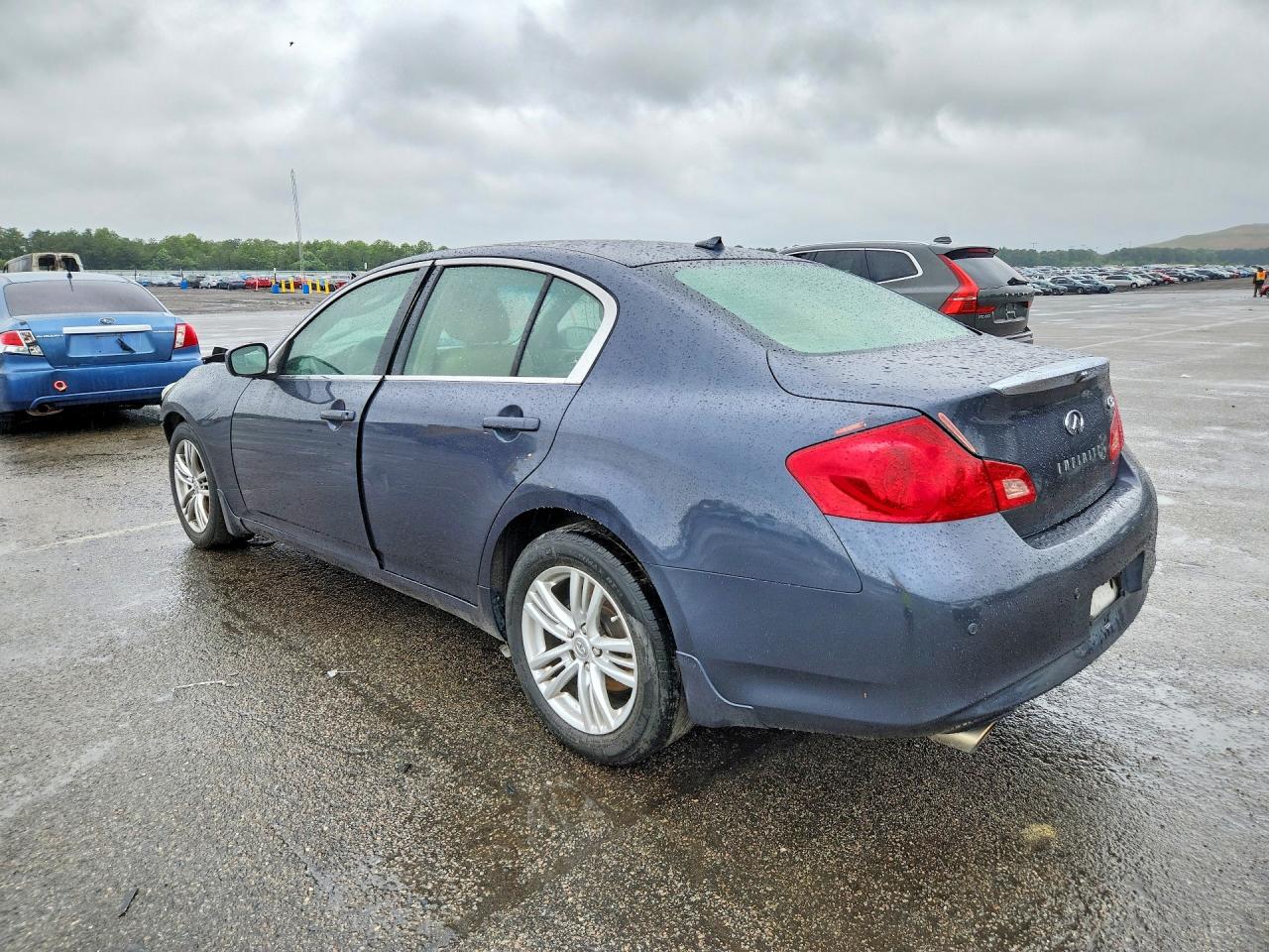 2011 Infiniti G37 Sedan X Серый vin: JN1CV6AR2BM355992