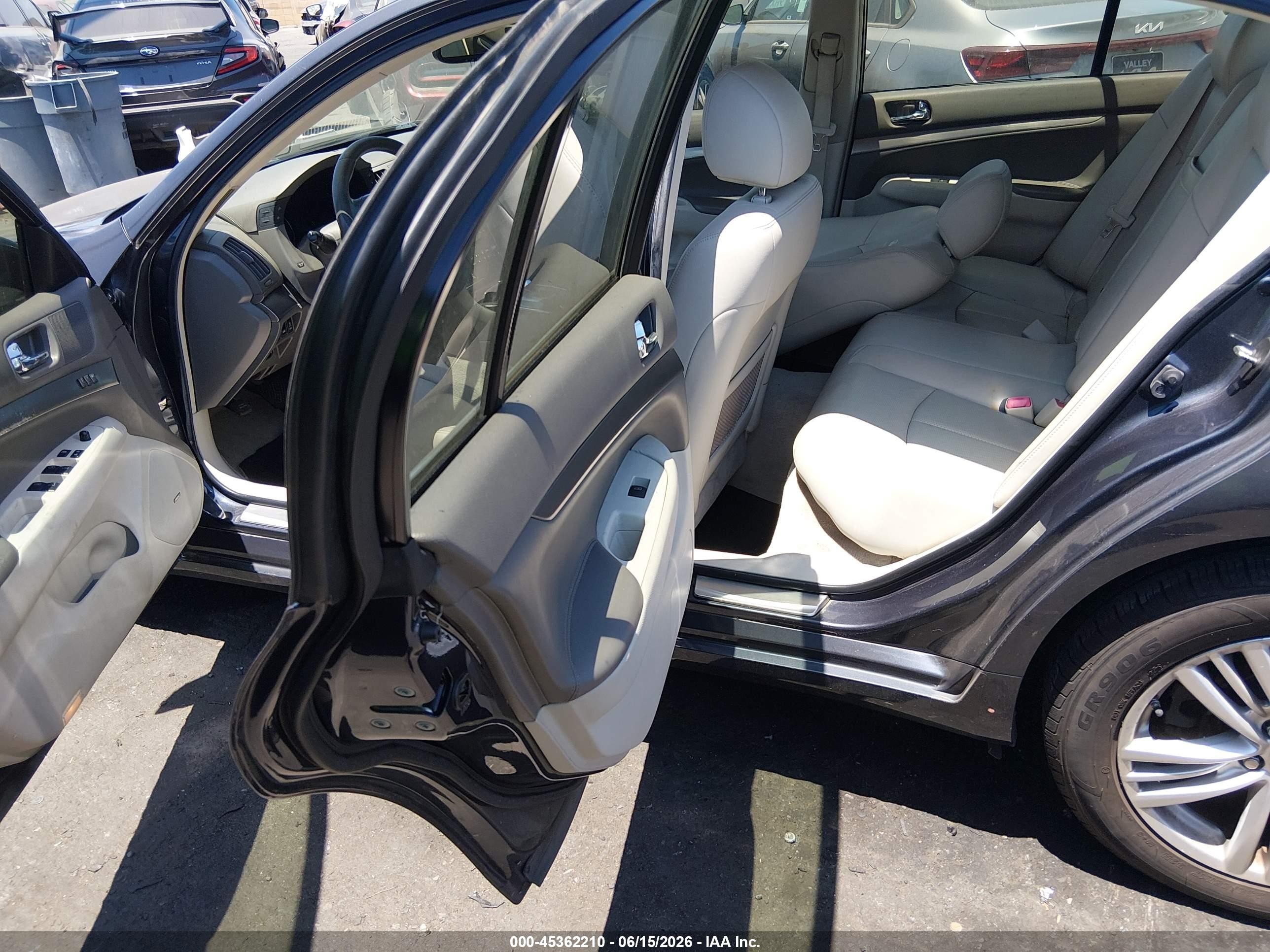 2011 Infiniti G37x   Gray vin: JN1CV6AR2BM356012