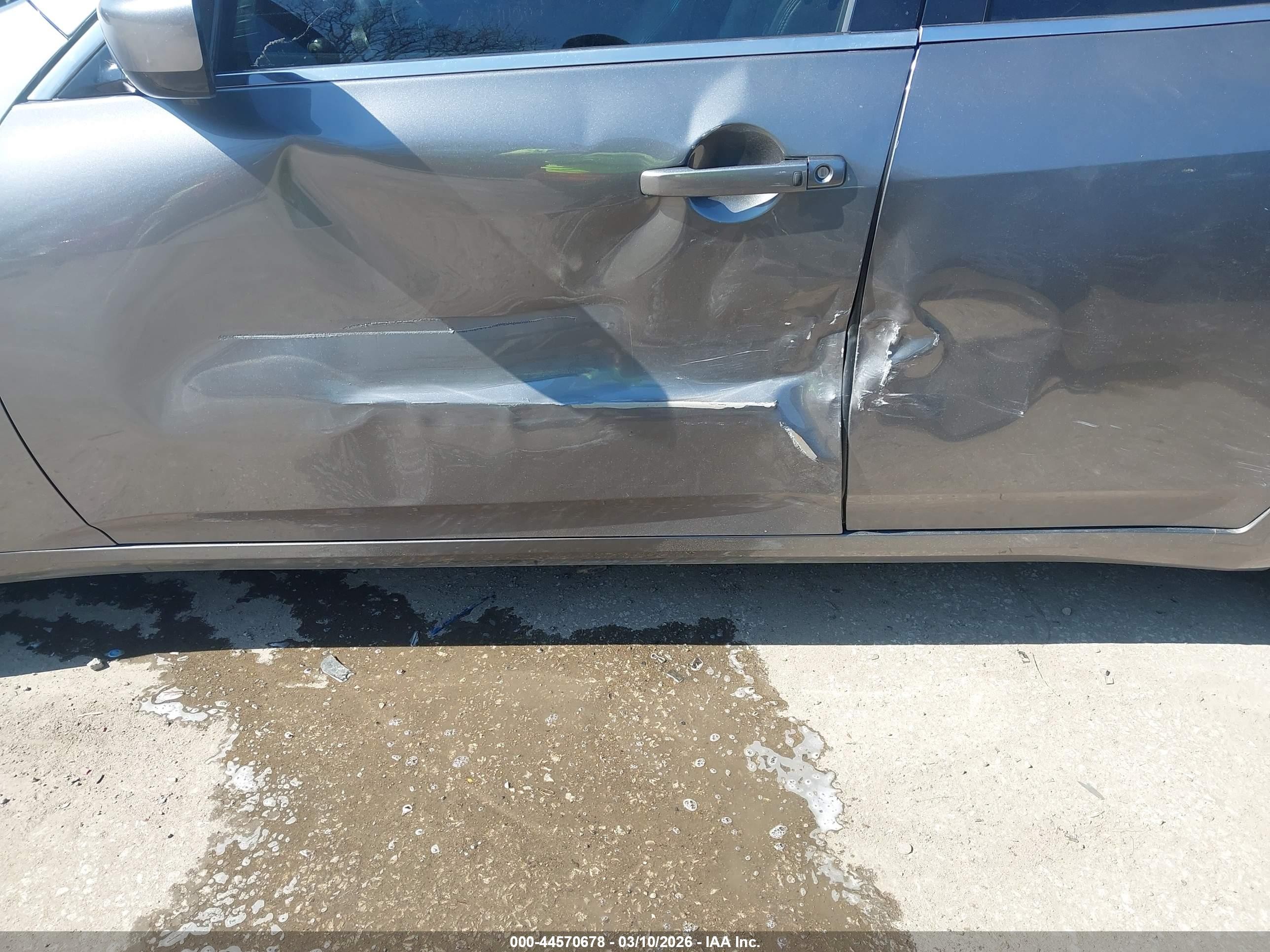 2011 Infiniti G37x   Silver vin: JN1CV6AR2BM401630